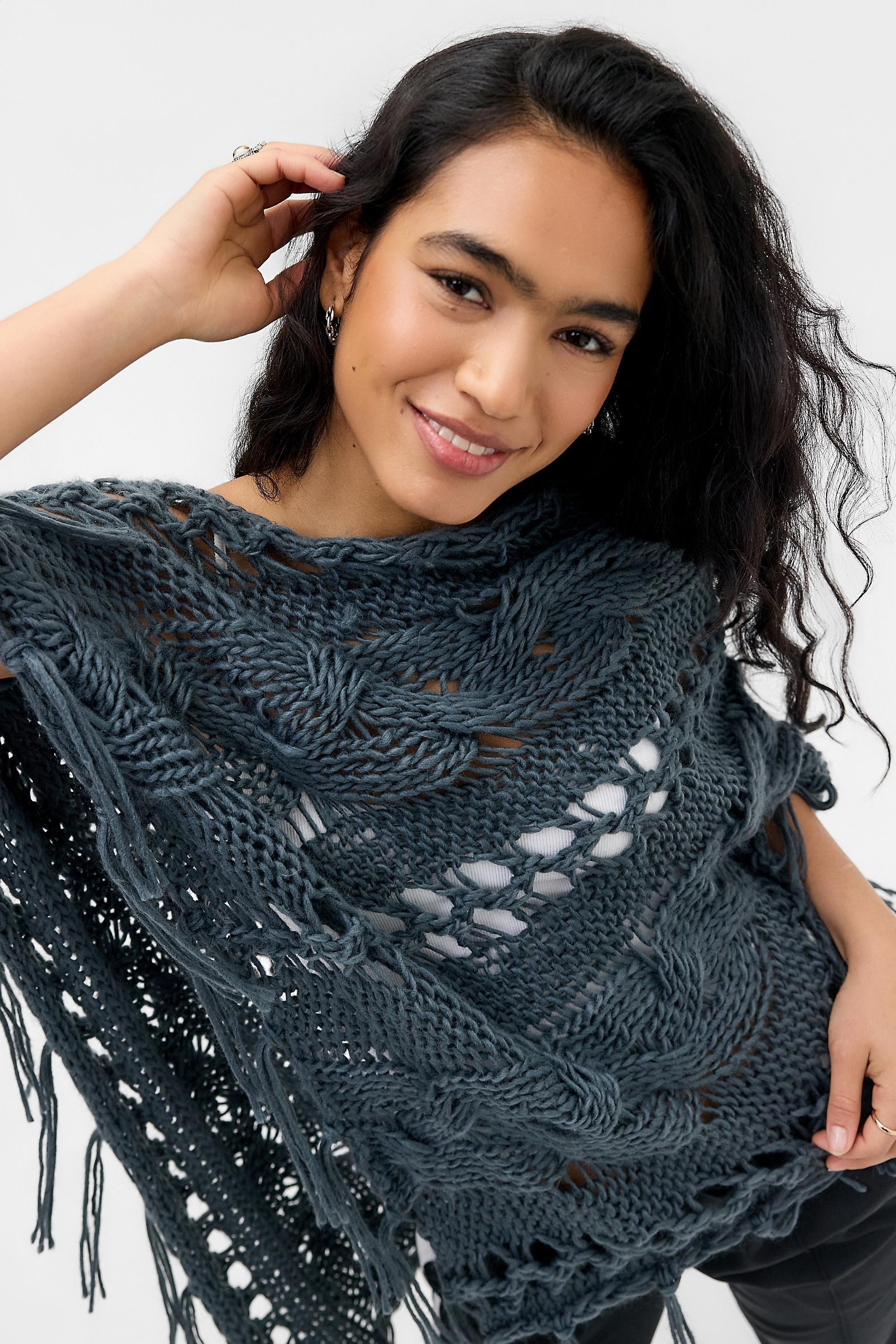 Grey Uo Cable Knit Asymmetric Poncho, D GR, medium