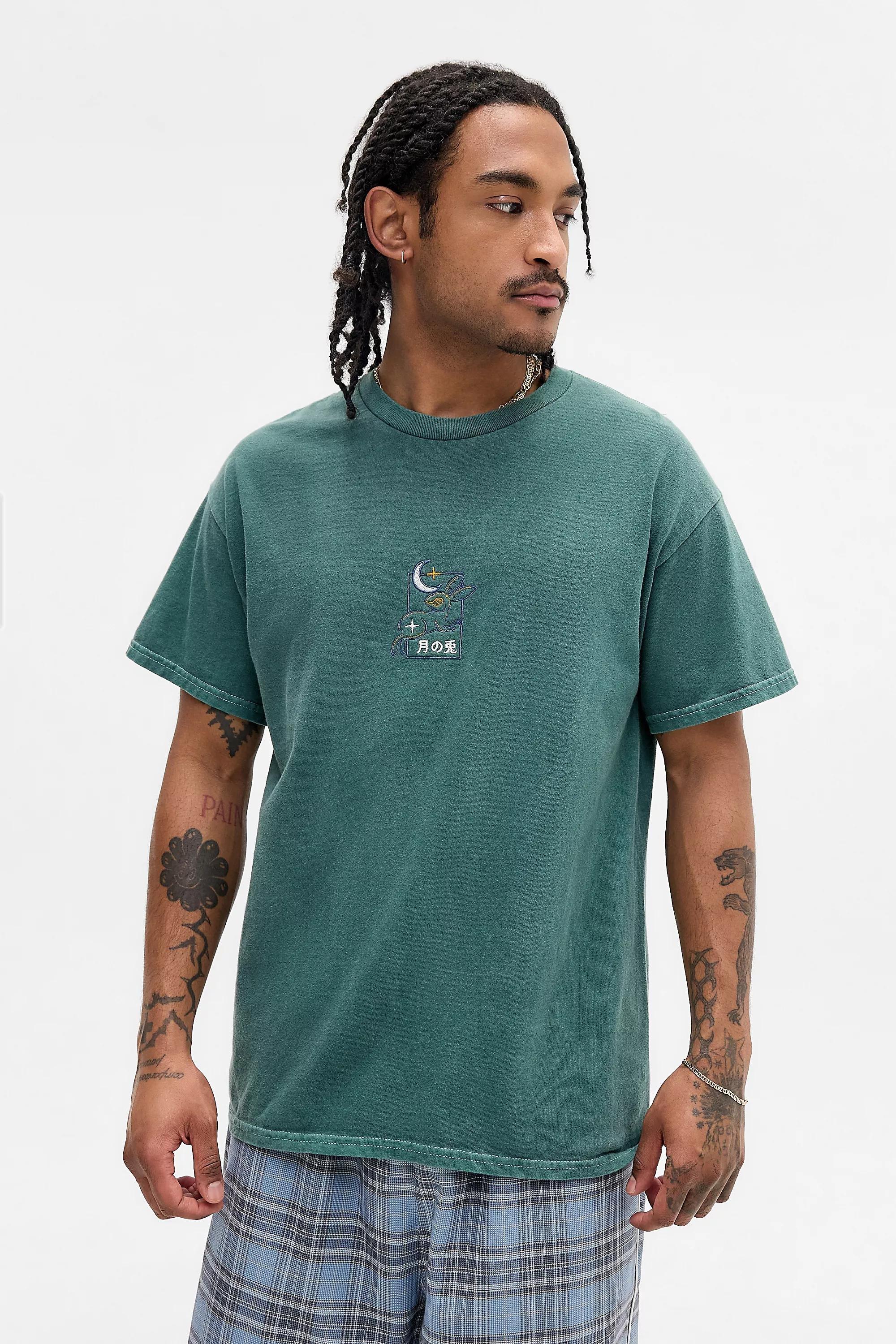 Green Uo Lucky Rabbit T-Shirt, GRN, large image number 0