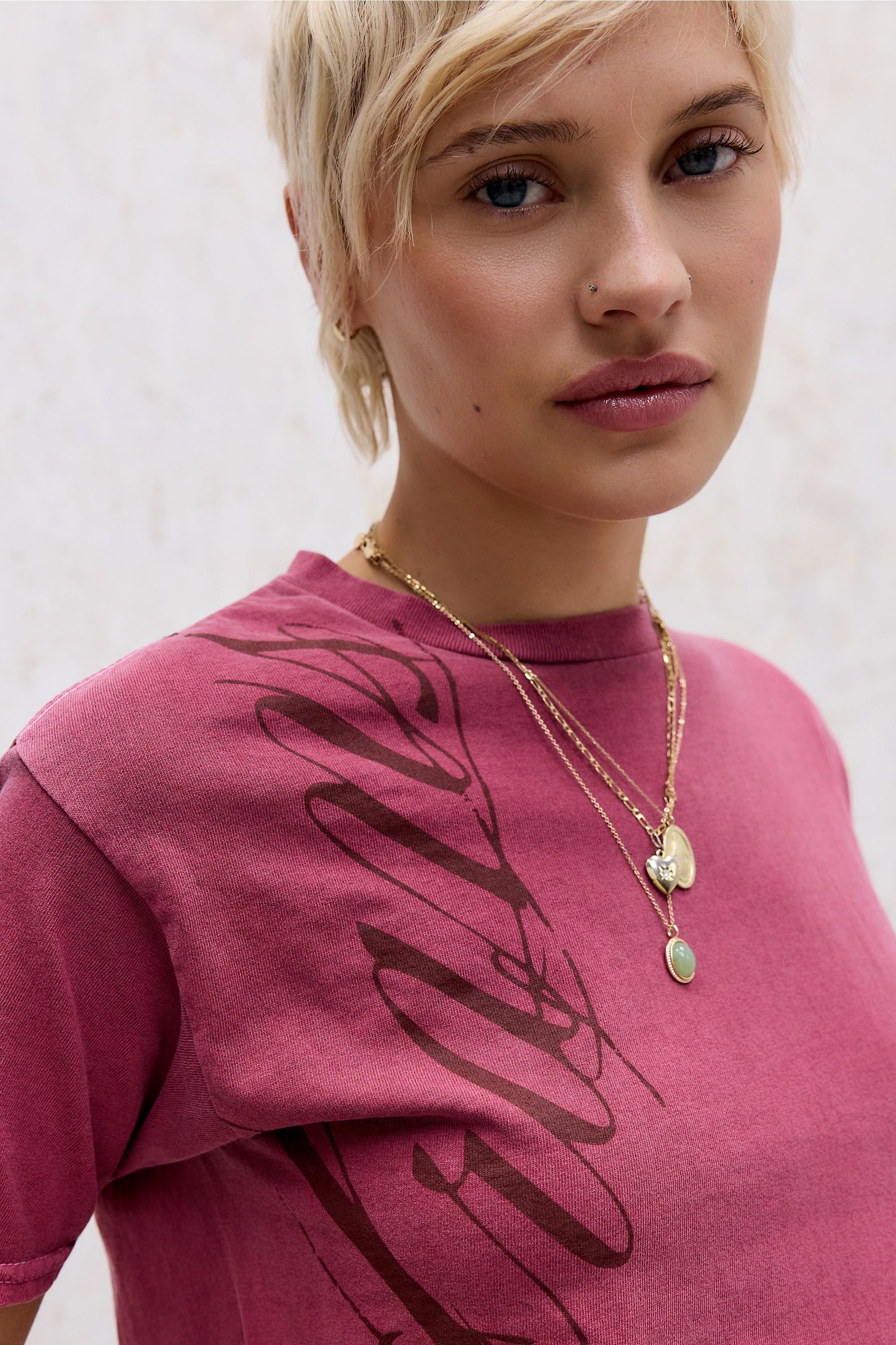 Red iets frans.. Script Relaxed T-Shirt, RED, medium