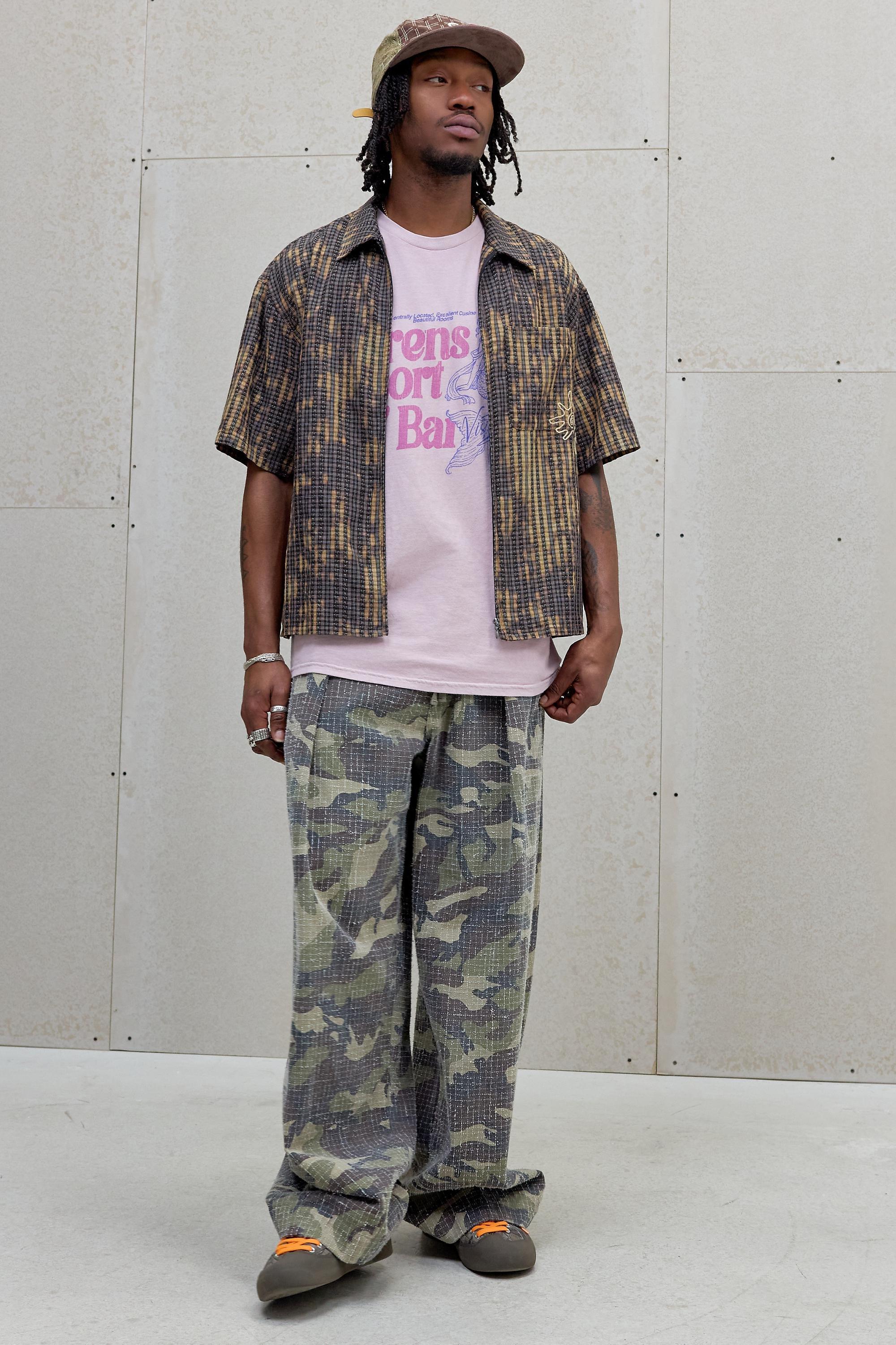 PINK UO Pink Sirens Resort Graphic Tee, PINK, medium