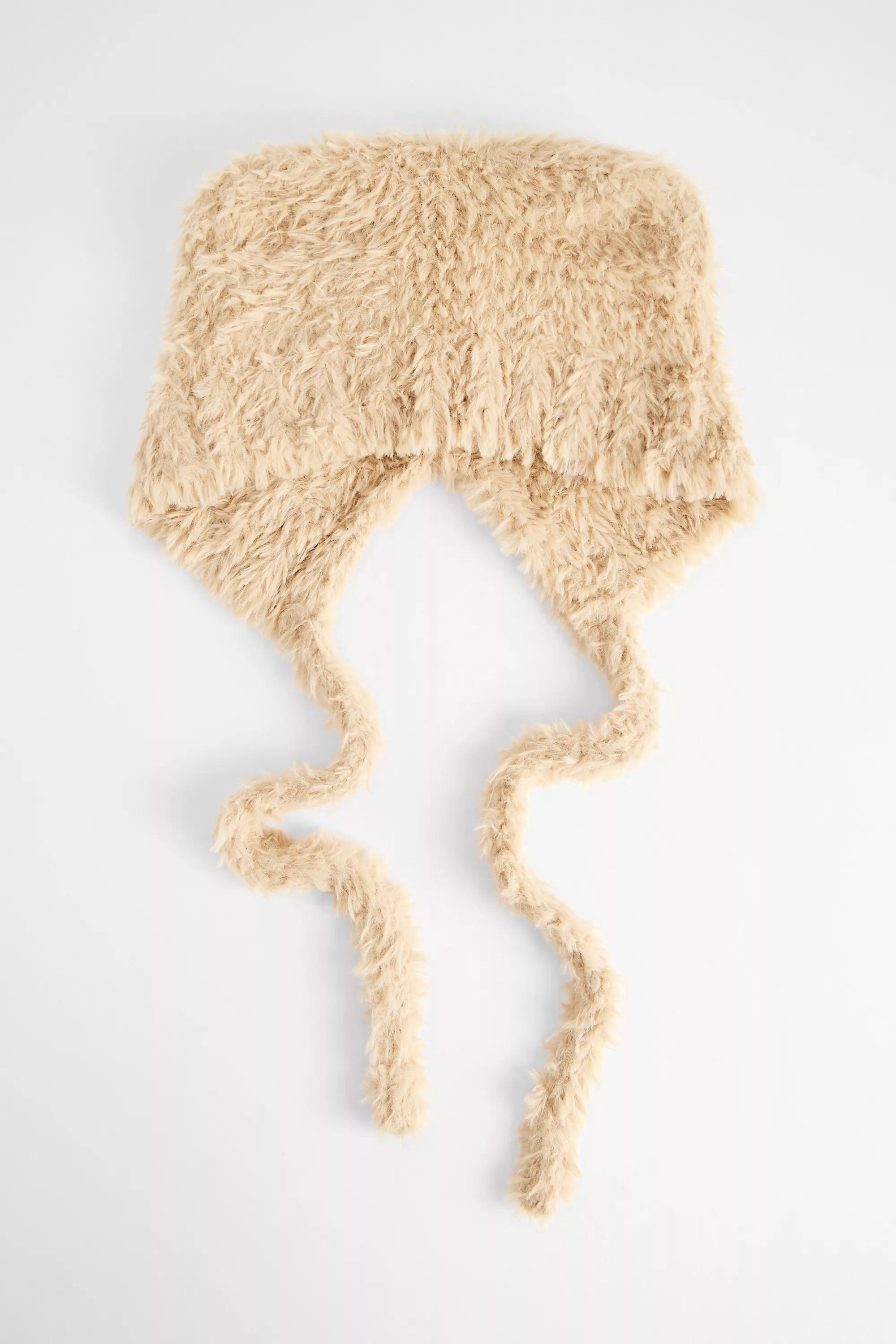 UO Teddy Bonnet, CREME, large image number 1