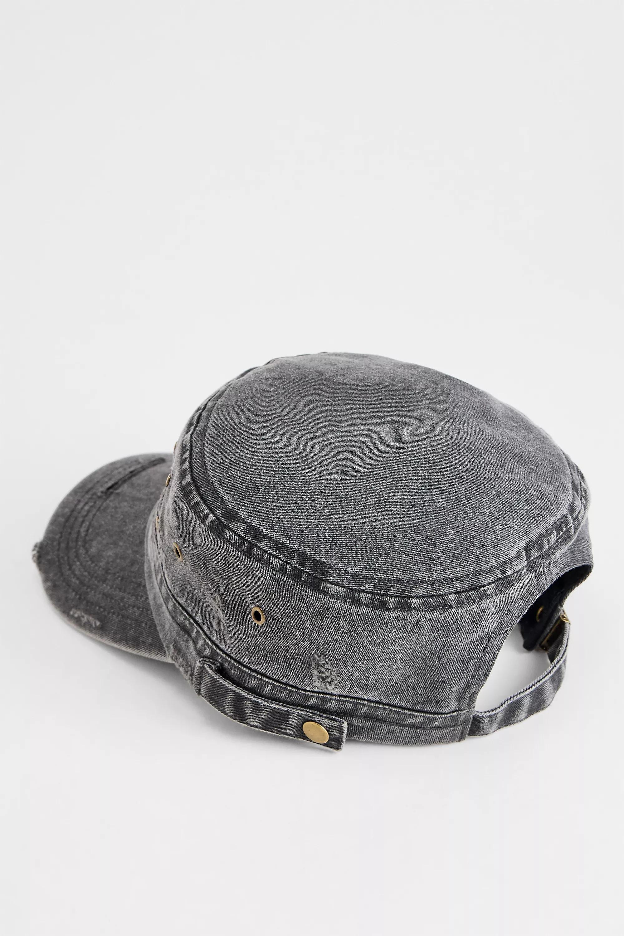 Black Bdg Studded Utility Train Cap, BLK, large image number 3