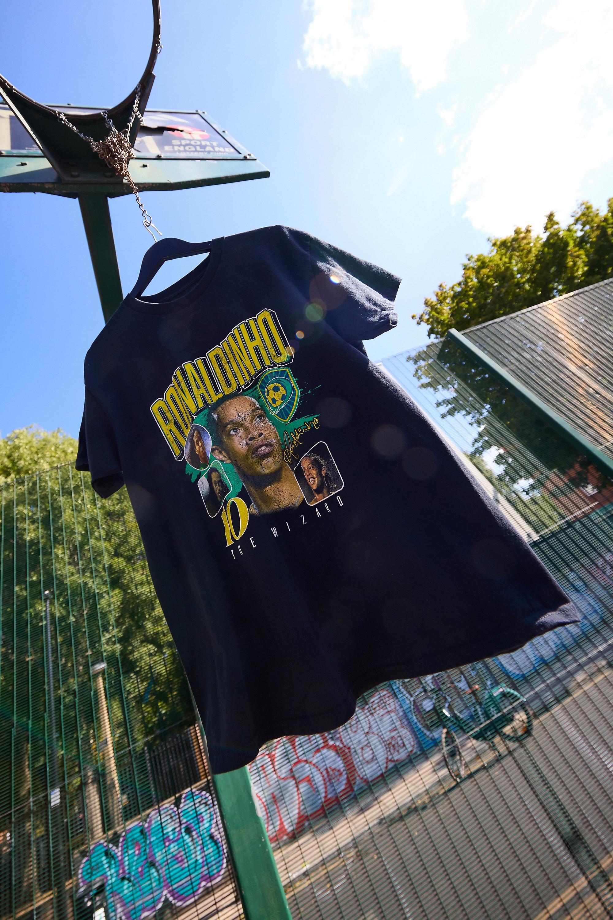 Black Uo Ronaldinho Graphic T-Shirt, BLK, large image number 1