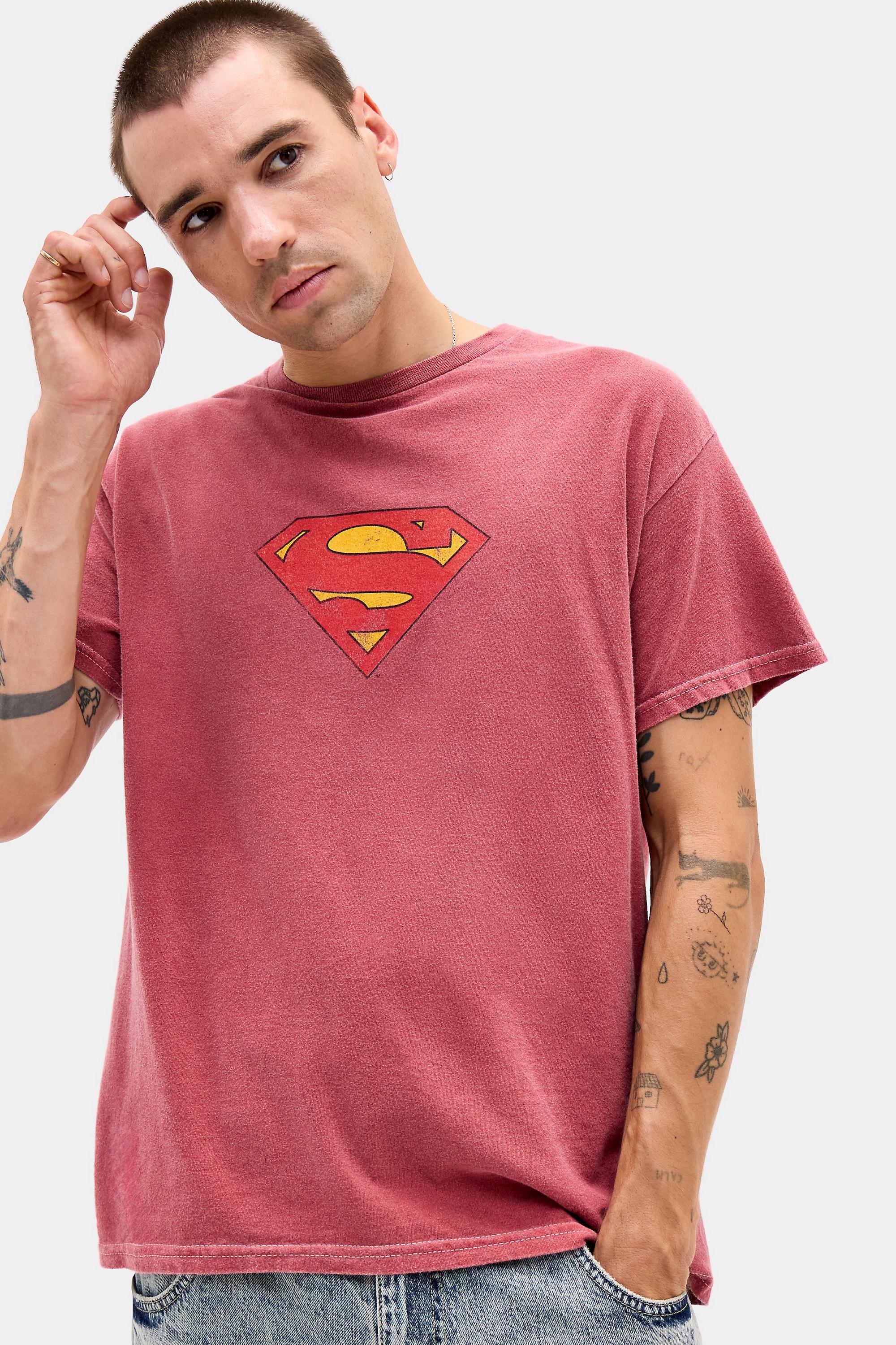 UO Superman Logo Graphic T-Shirt, Grey, RED, medium