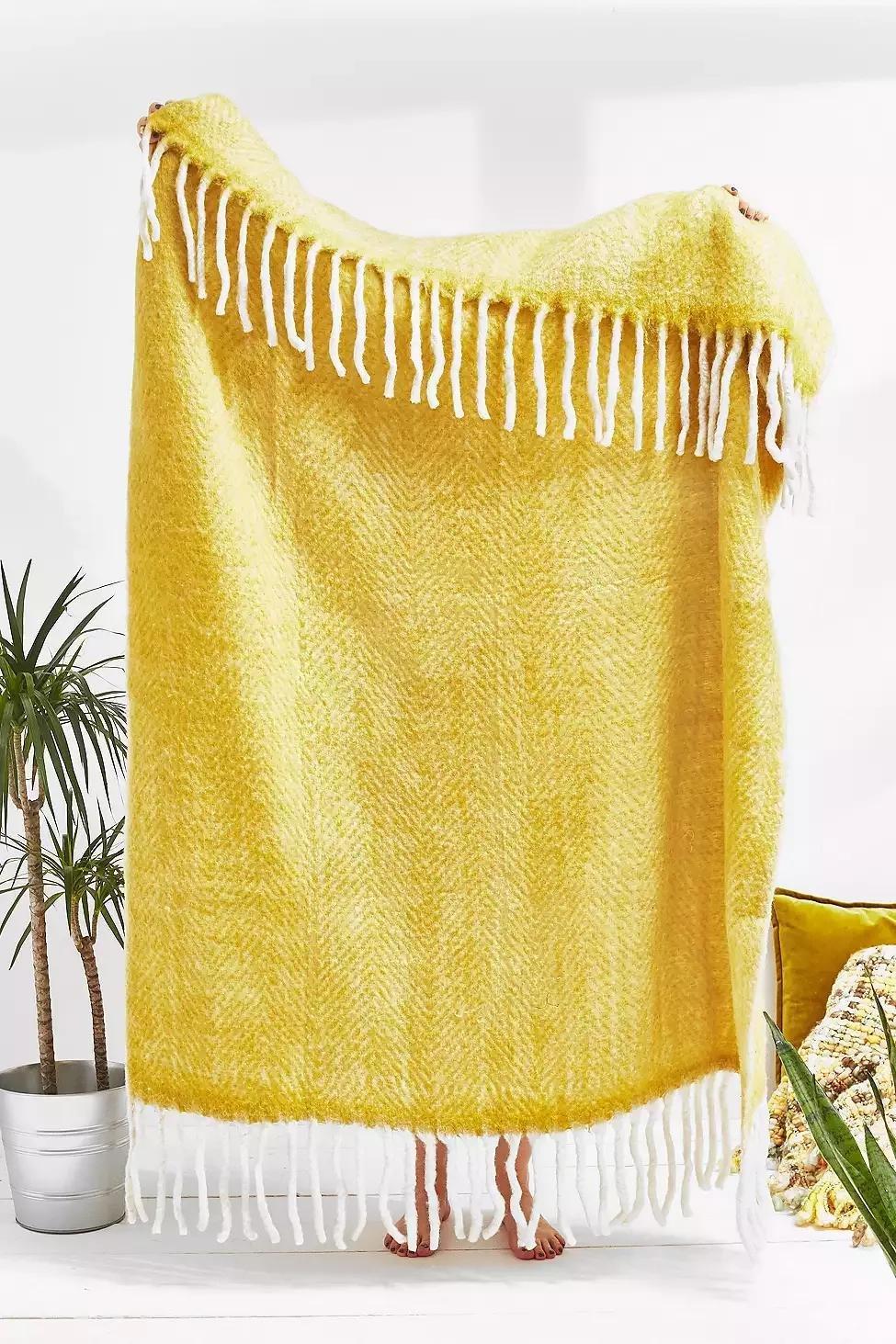 Yellow Cosy Throw Blanket, , large image number 0