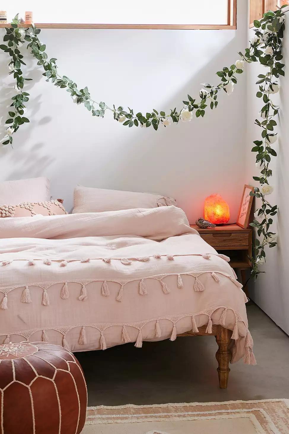 White Decorative Rose Garland, , large image number 0