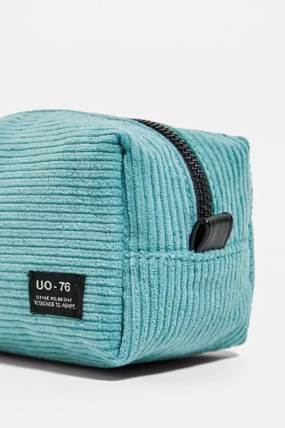 Turquoise UO Core Corduroy Makeup Bag, Women, , large image number 1