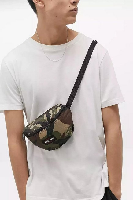Urban Outfitters - Moss Eastpak springer Instant Camo Bum Bag, Men