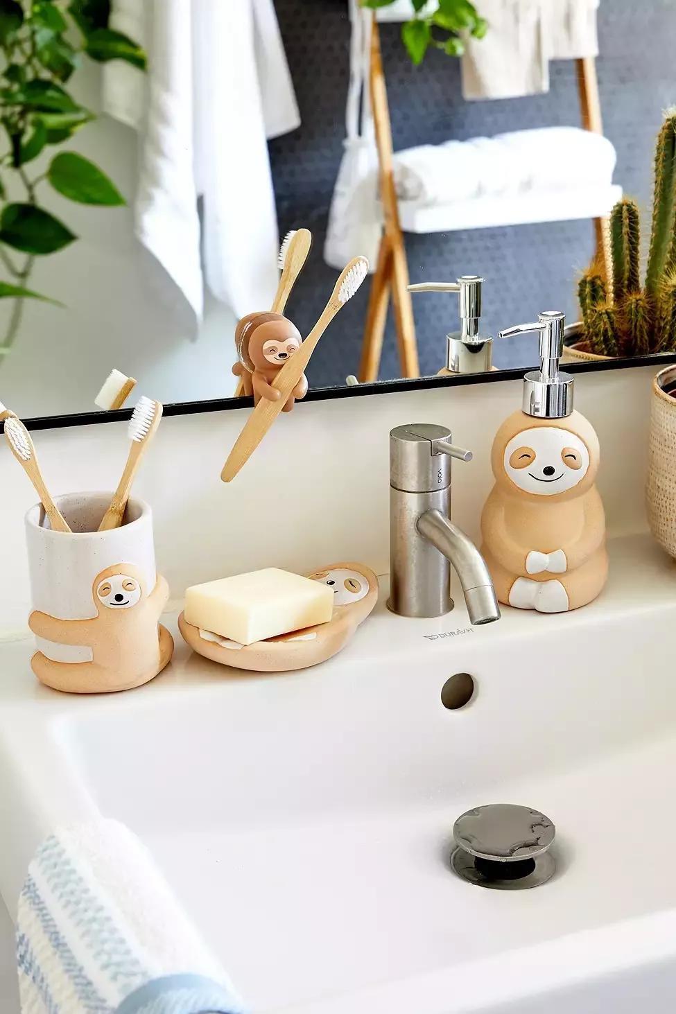 Neutral Sloth Soap Dish, , large image number 1