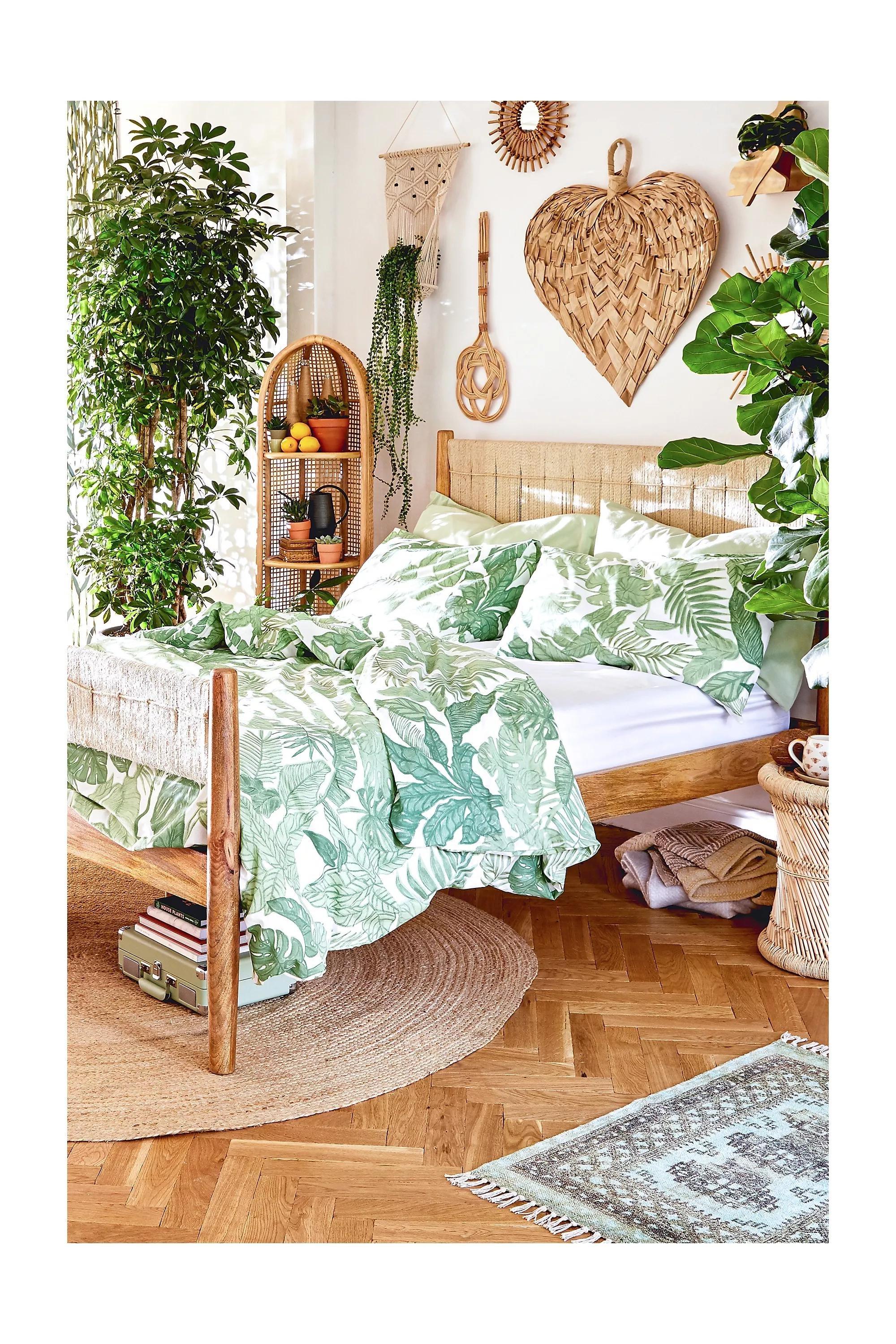 Green Raine Duvet Set With Reusable Fabric Bag, , large image number 0