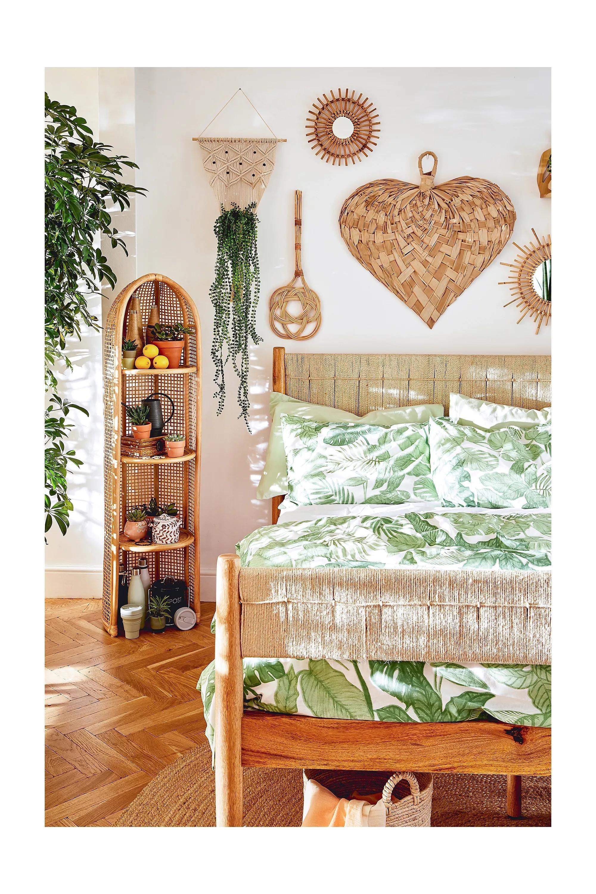 Green Raine Duvet Set With Reusable Fabric Bag, , large image number 1