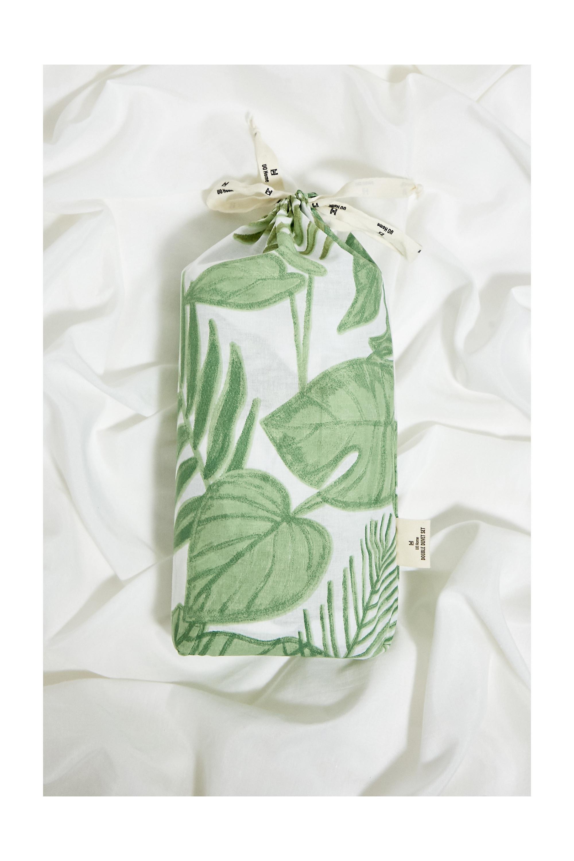 Green Raine Duvet Set With Reusable Fabric Bag, , large image number 6