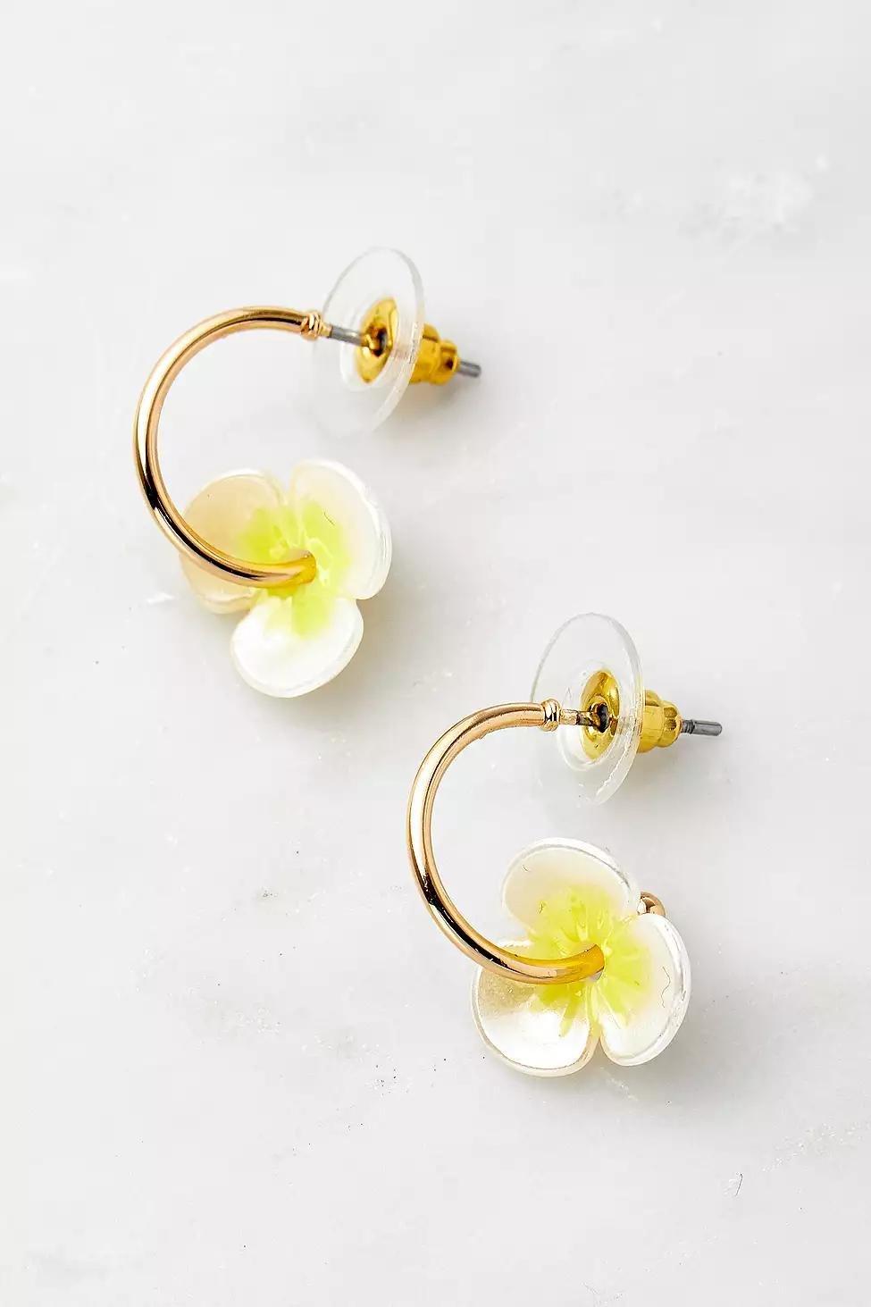 Gold Open Silhouette Daisy Hoop Earrings, Women, , large image number 1
