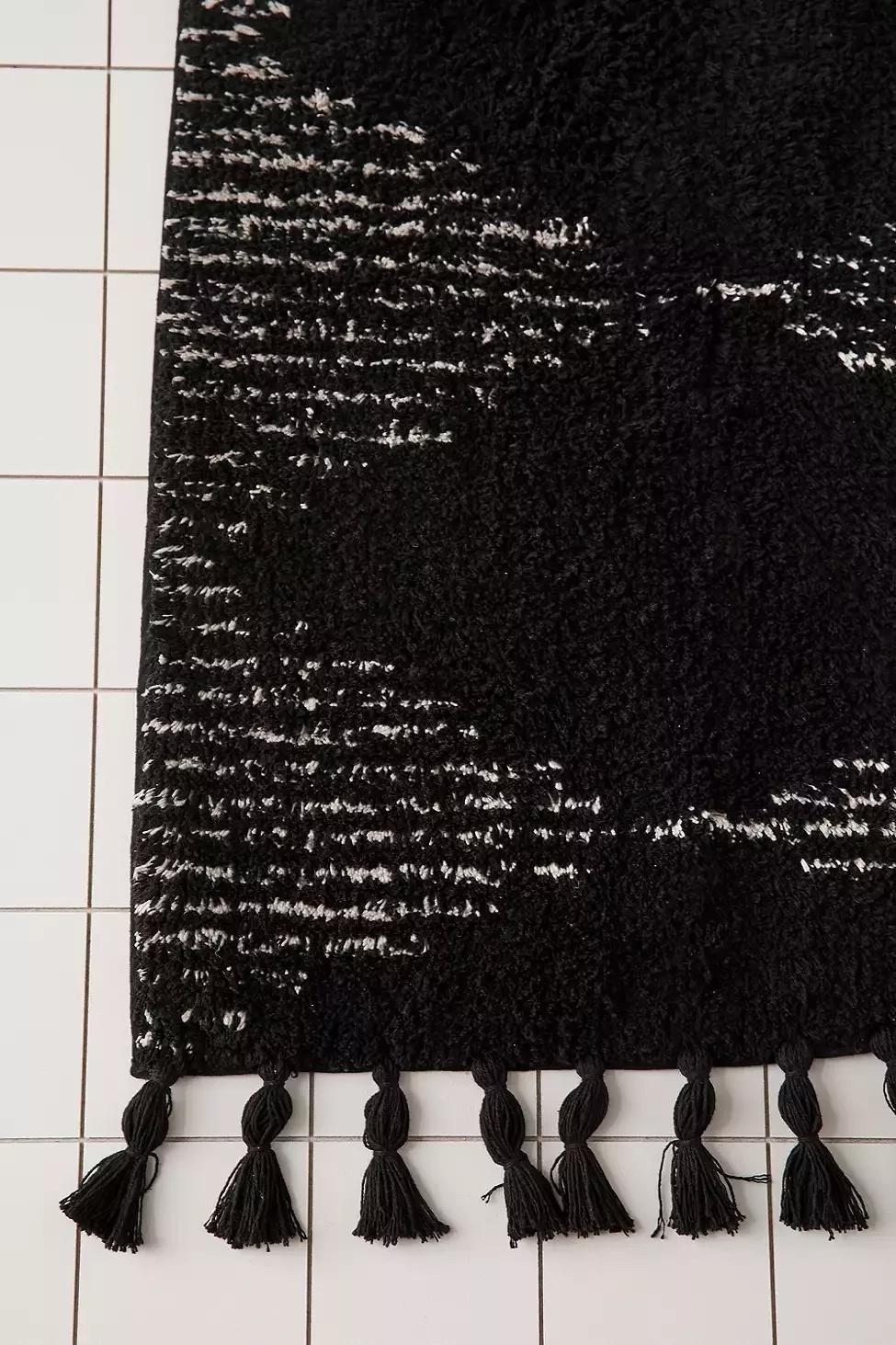 Black Geometric Tufted Runner Bath Mat, , large image number 3
