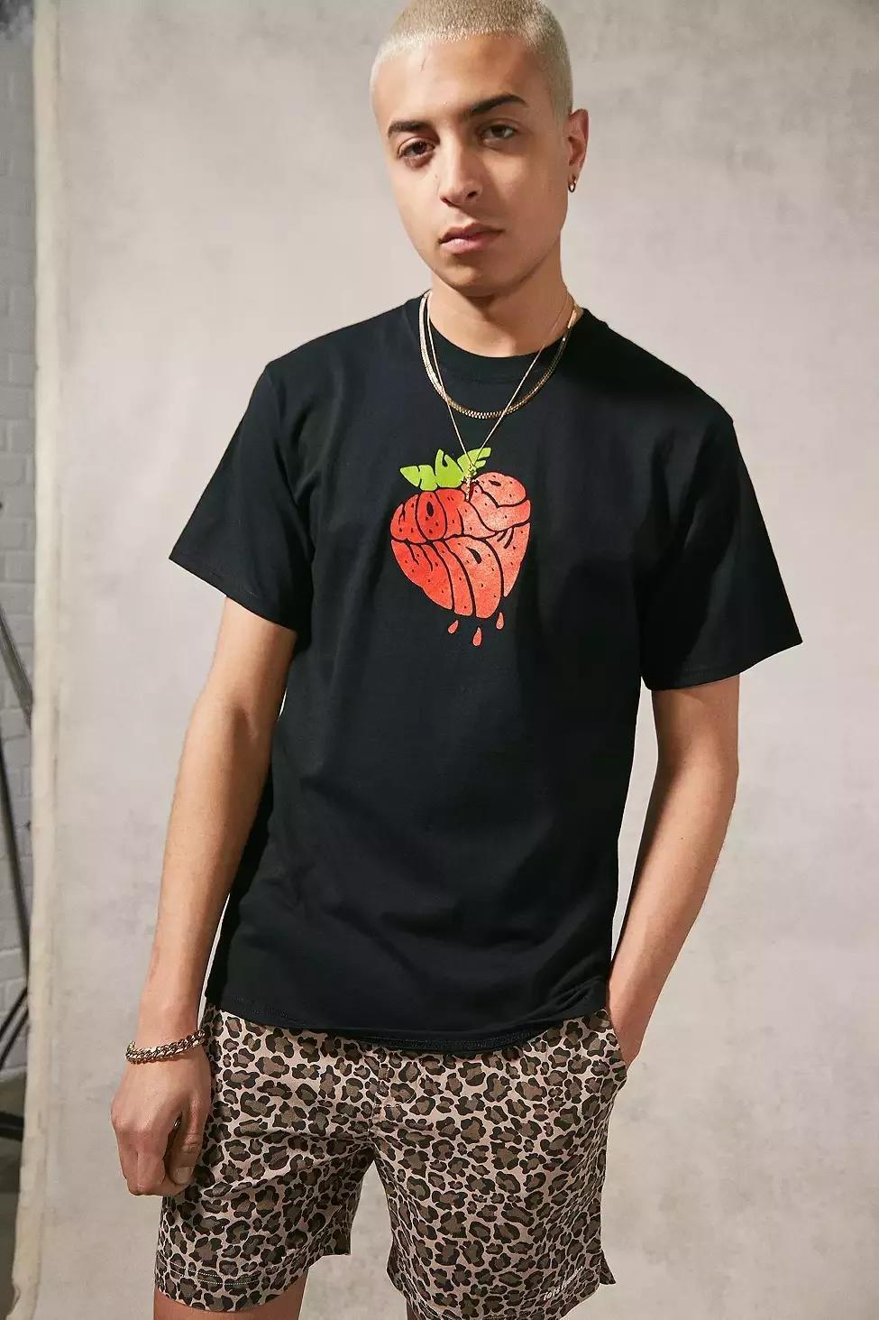 Black HUF UO Exclusive Strawberry T-Shirt, Men, , large image number 3