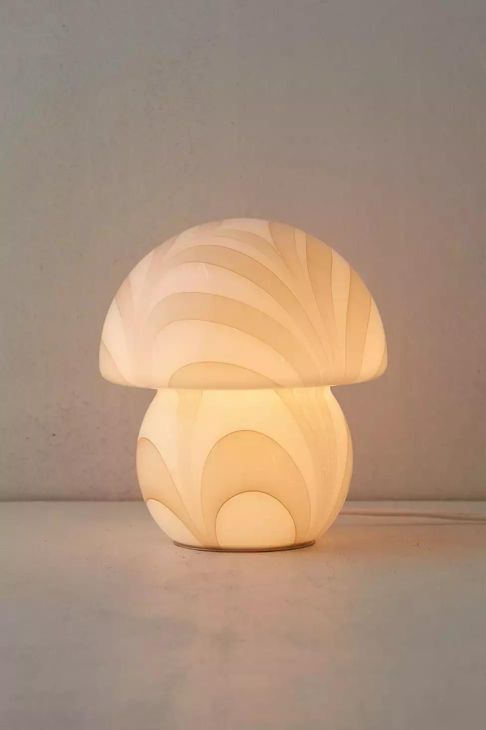 WHT Alice Cream Glass Table Lamp, , large image number 3