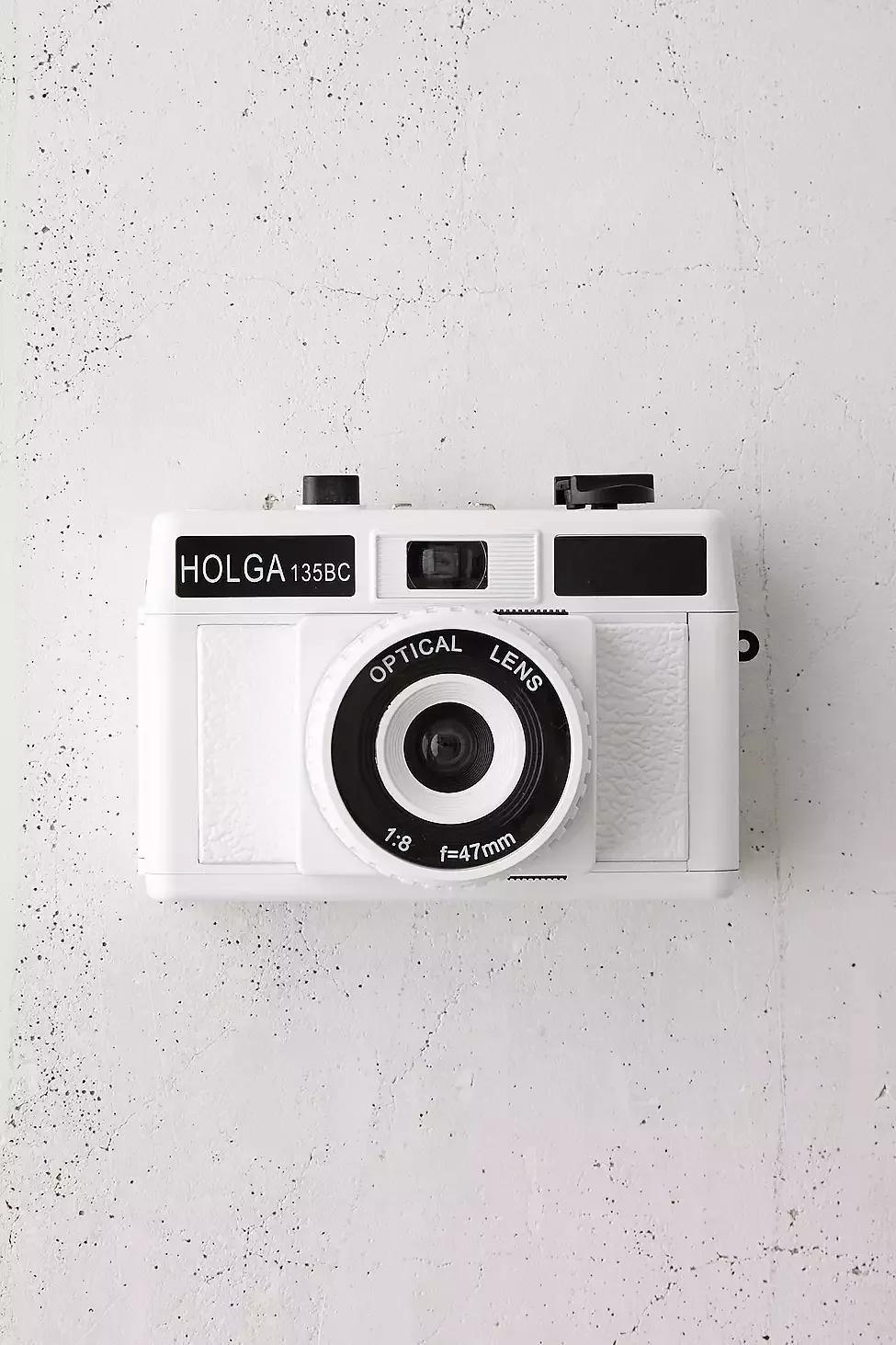 WHT Holga UO Exclusive White 135BC Plastic 35mm Camera, , large image number 0