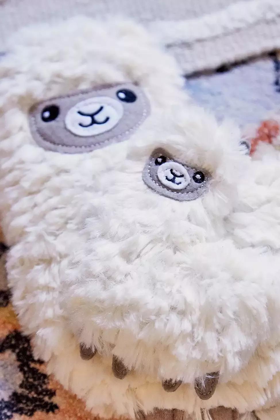 Assorted Huggable Alpaca Handwarmer, , large image number 1