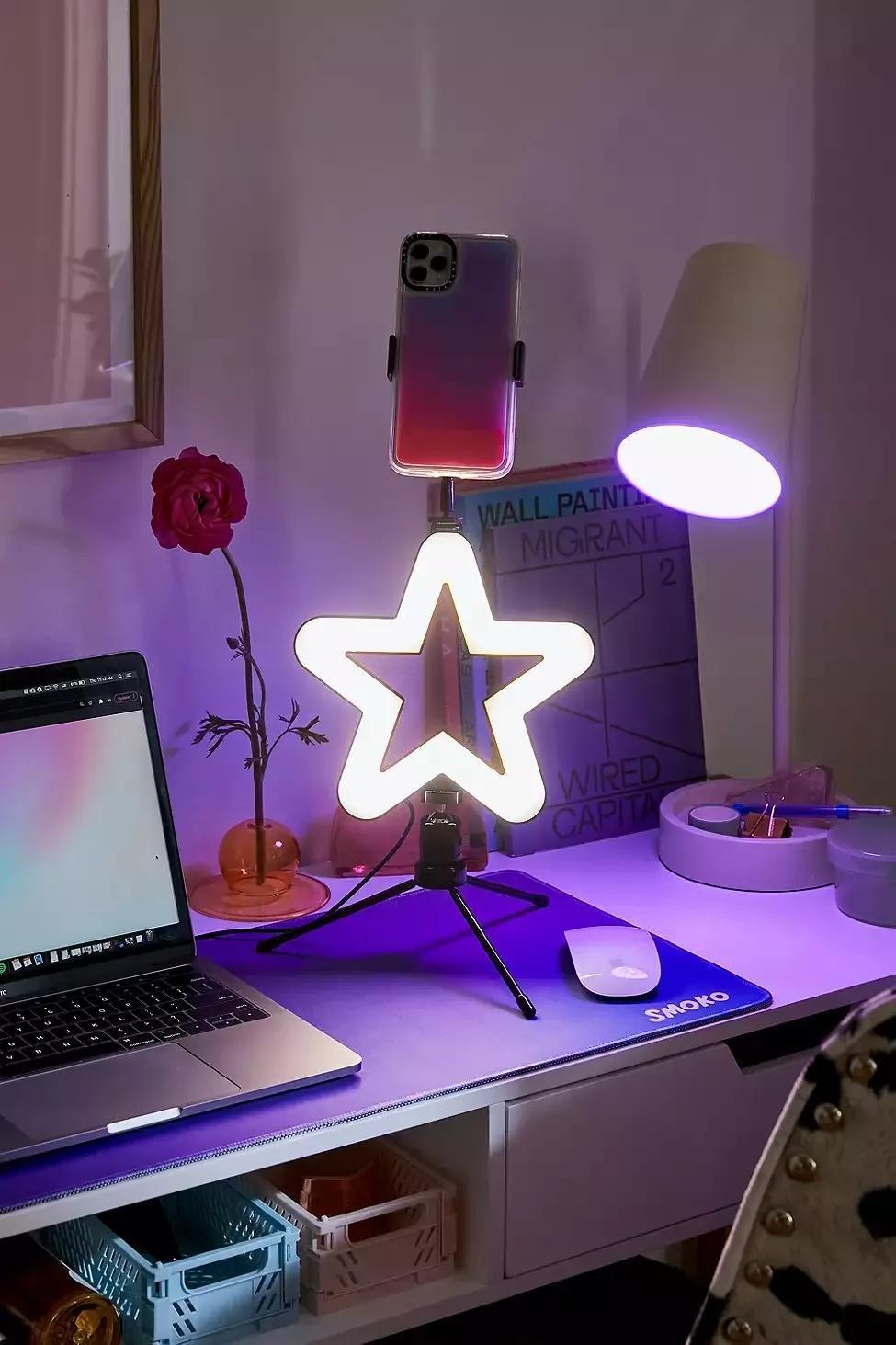 WHT Brilliant Ideas Star-Shaped Vlogging Ring Light, , large image number 0