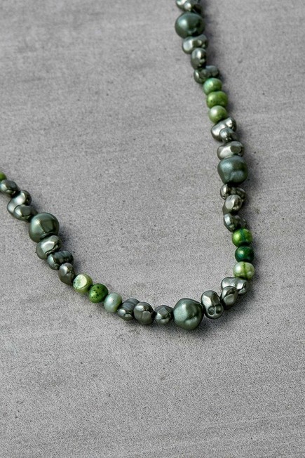Urban Outfitters - GRN Green Faux Pearl Choker Necklace