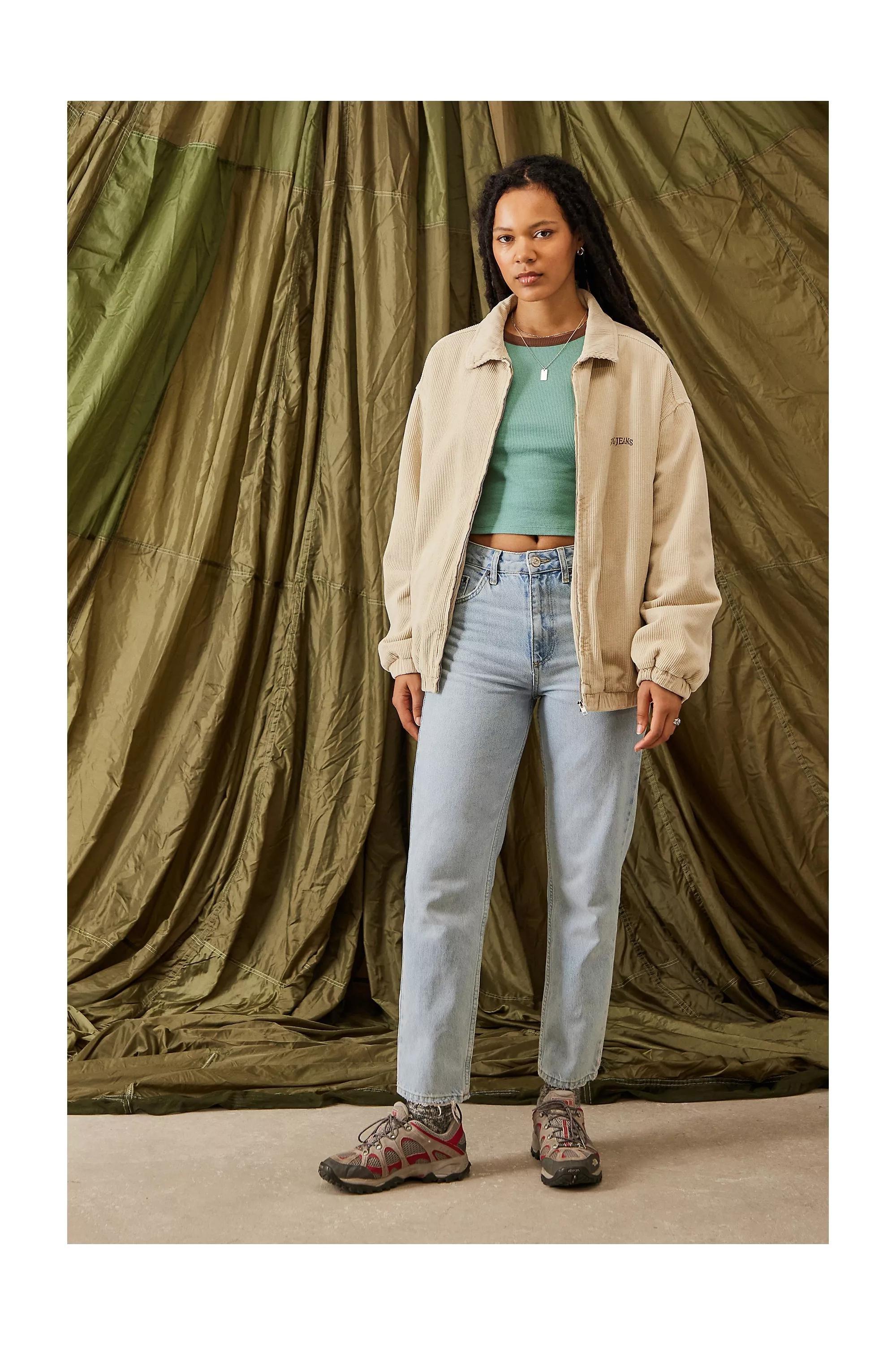 Blue Light Bdg Recycled Mom Jeans, VINTAGE DENIM LIGHT, large image number 3