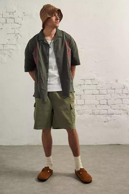 Urban Outfitters - Khaki BDG Ripstop Cargo Shorts