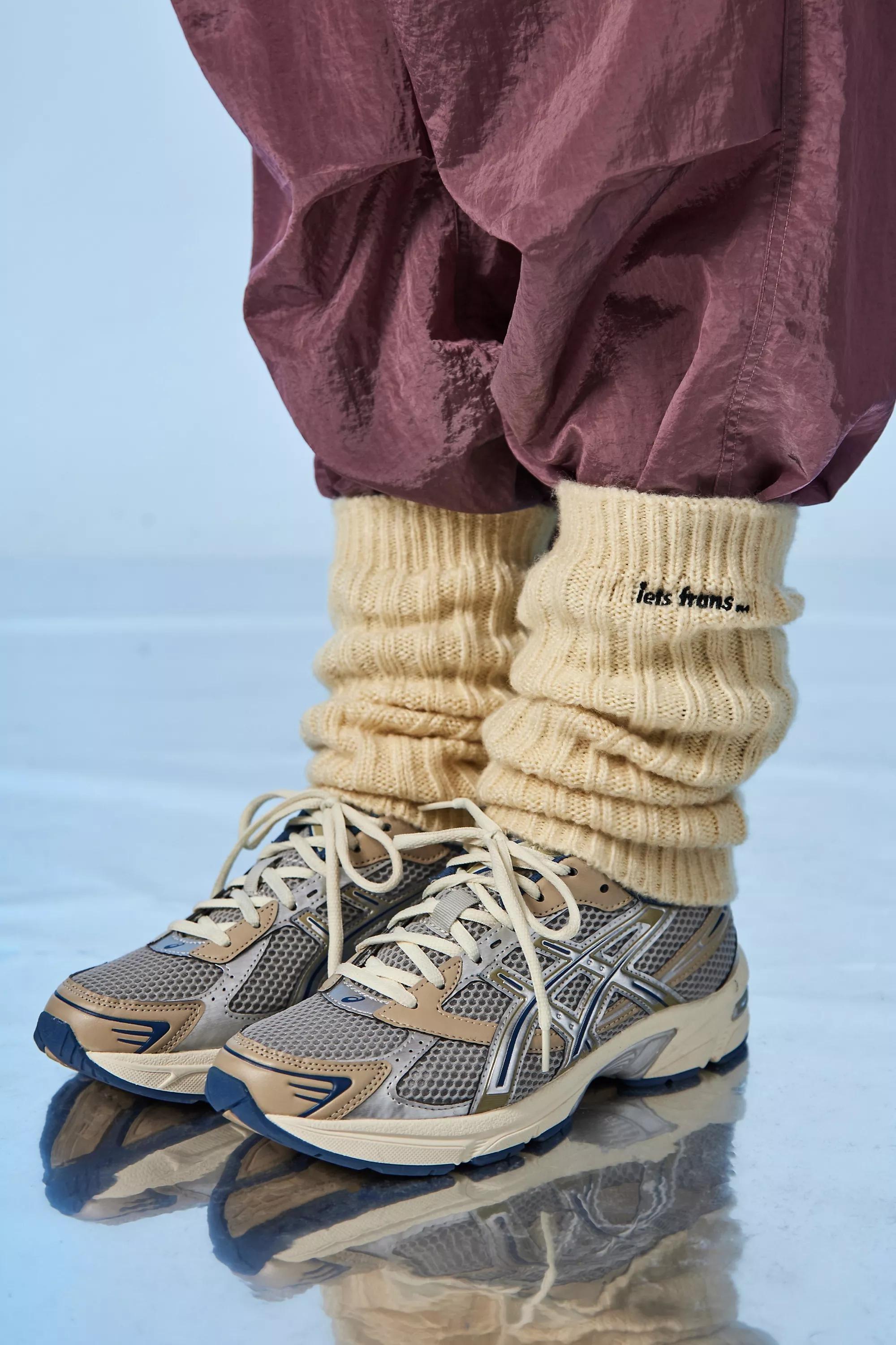 White Ivory Iets Frans... Ecru Leg Warmers, , large image number 0