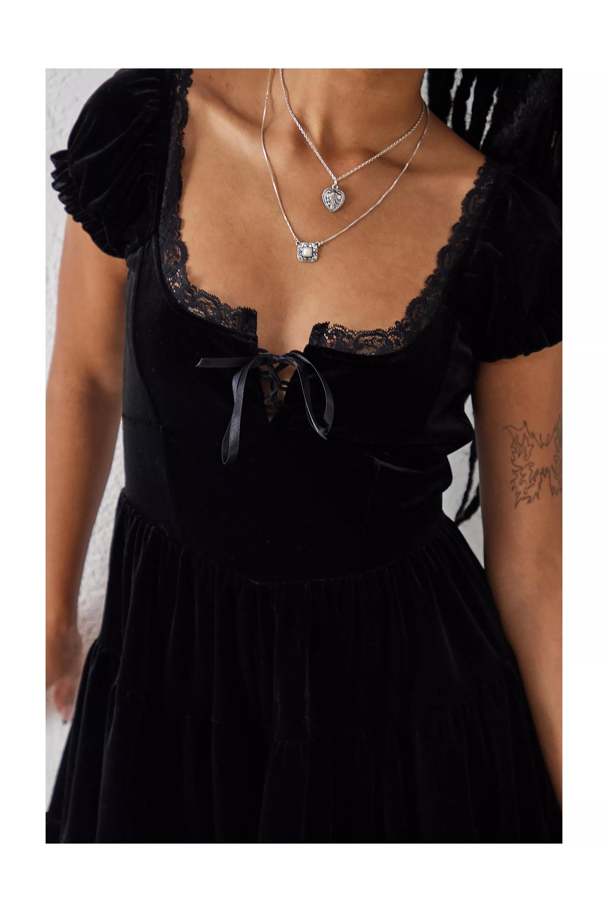 Black Lily Velvet Playsuit, , large image number 2