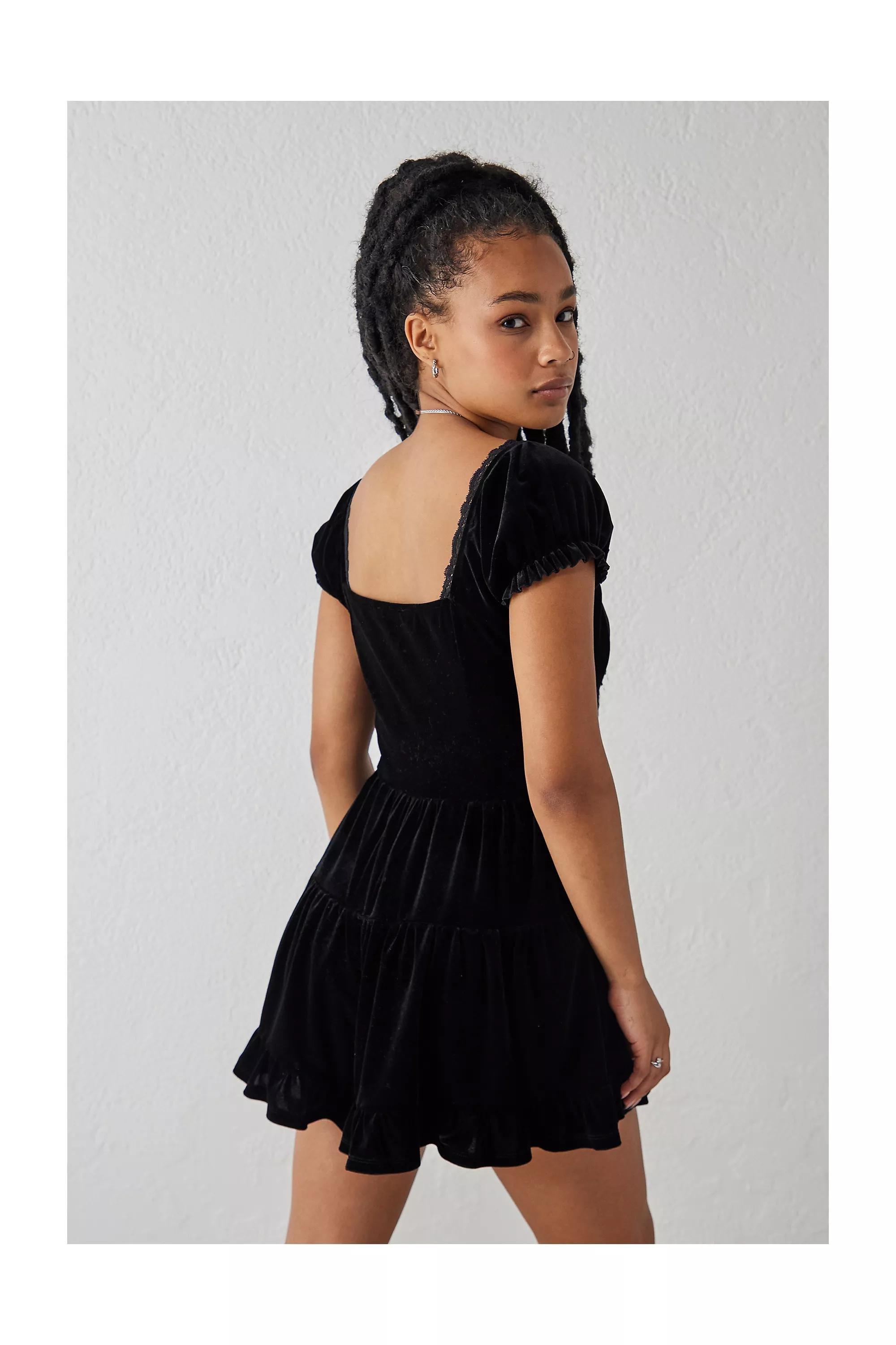 Black Lily Velvet Playsuit, , large image number 3