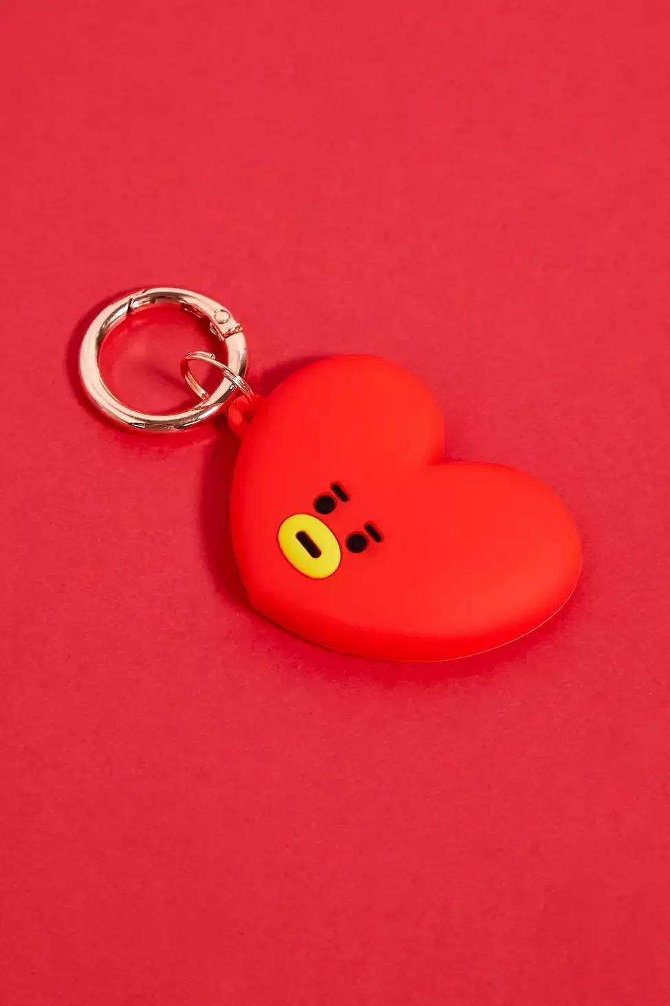 Red Elago Tata Love Heart Airtag Case, , large image number 0