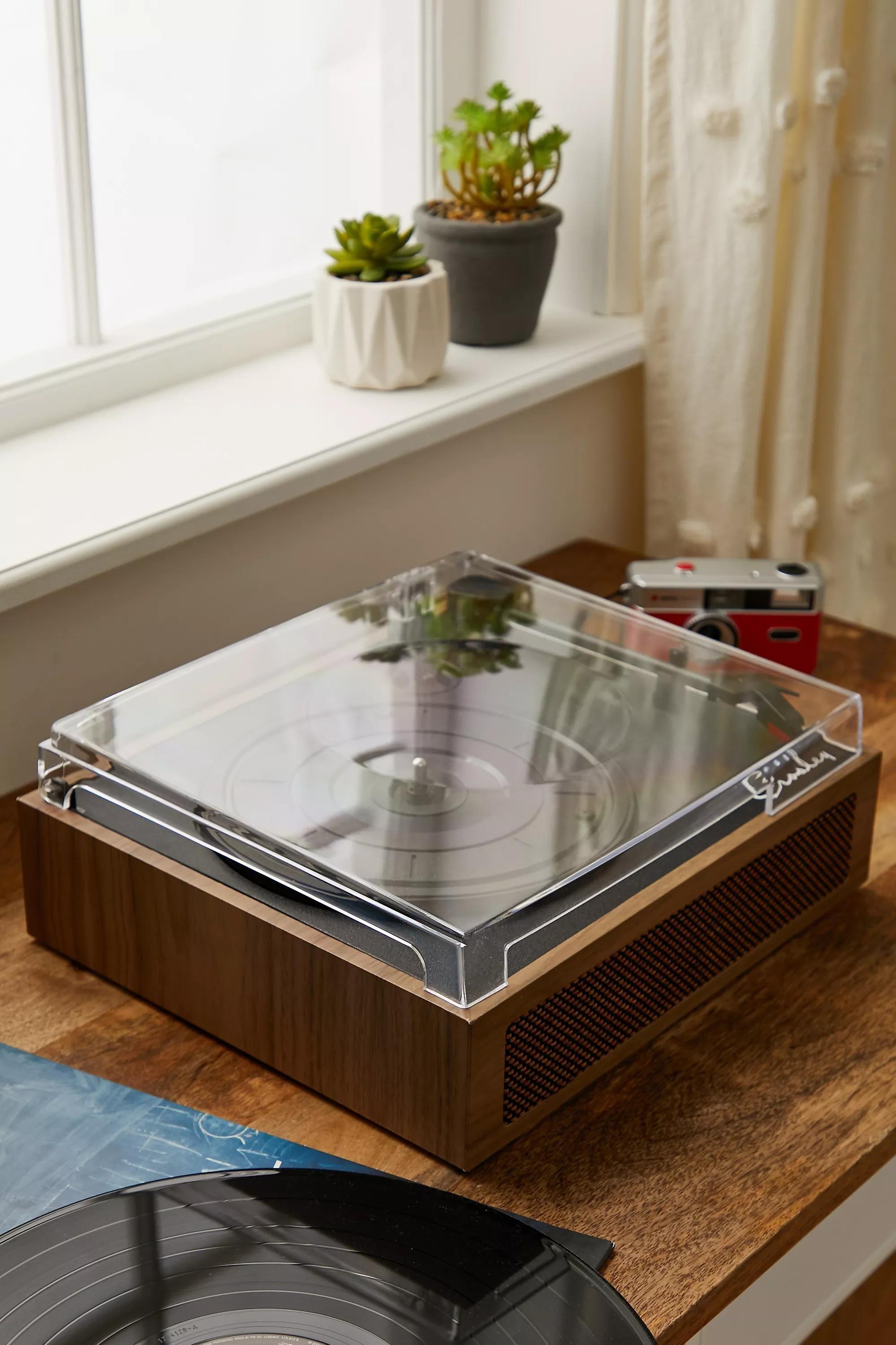 Crosley Uo Exclusive Walnut Ryder Record Player With Bluetooth Input & Output, BRN, large image number 2