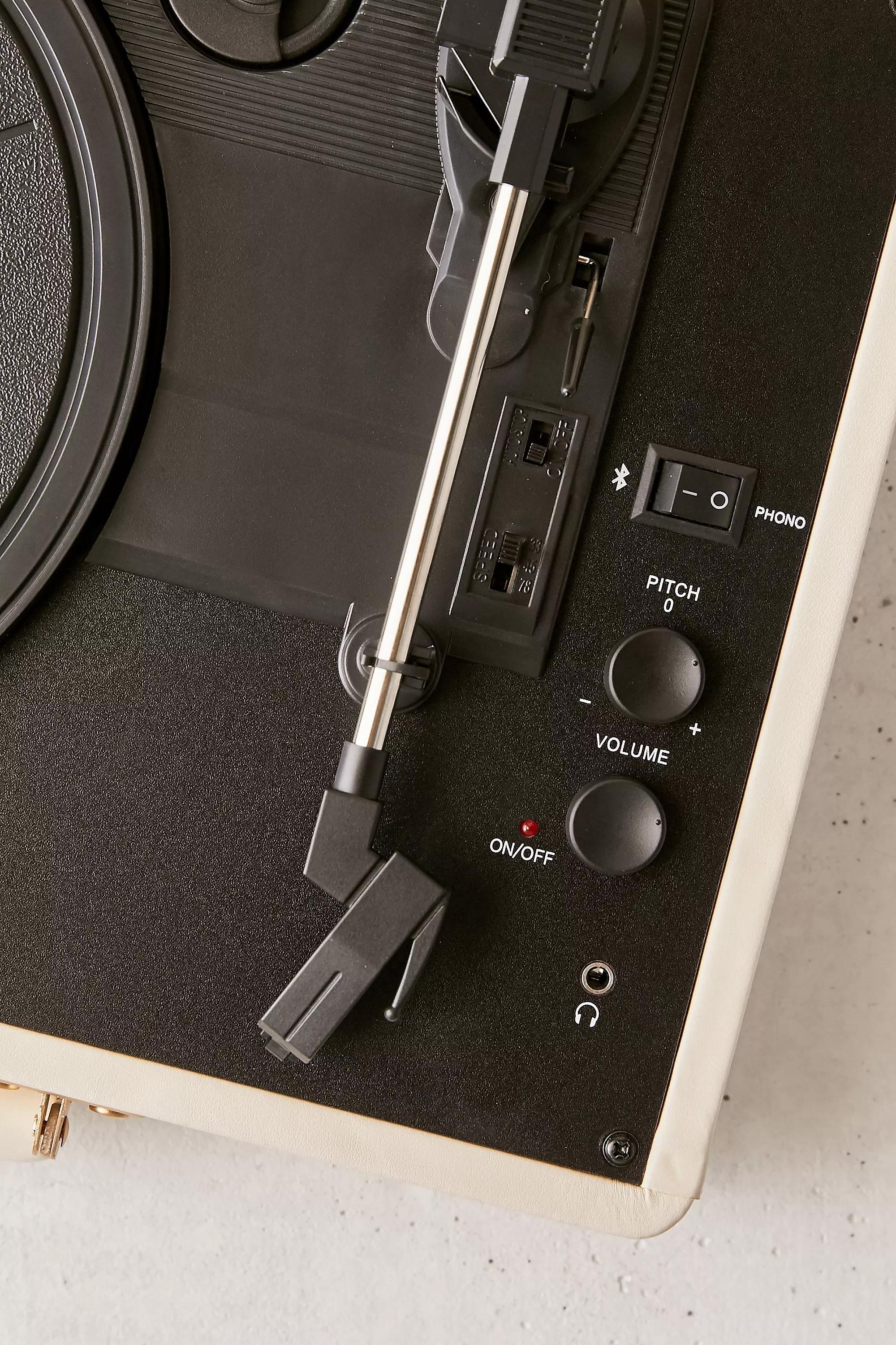 Cream Crosley Uo Exclusive Folklore Floral Cruiser Vinyl Record Player With Bluetooth Input And Output, CREME, large image number 3