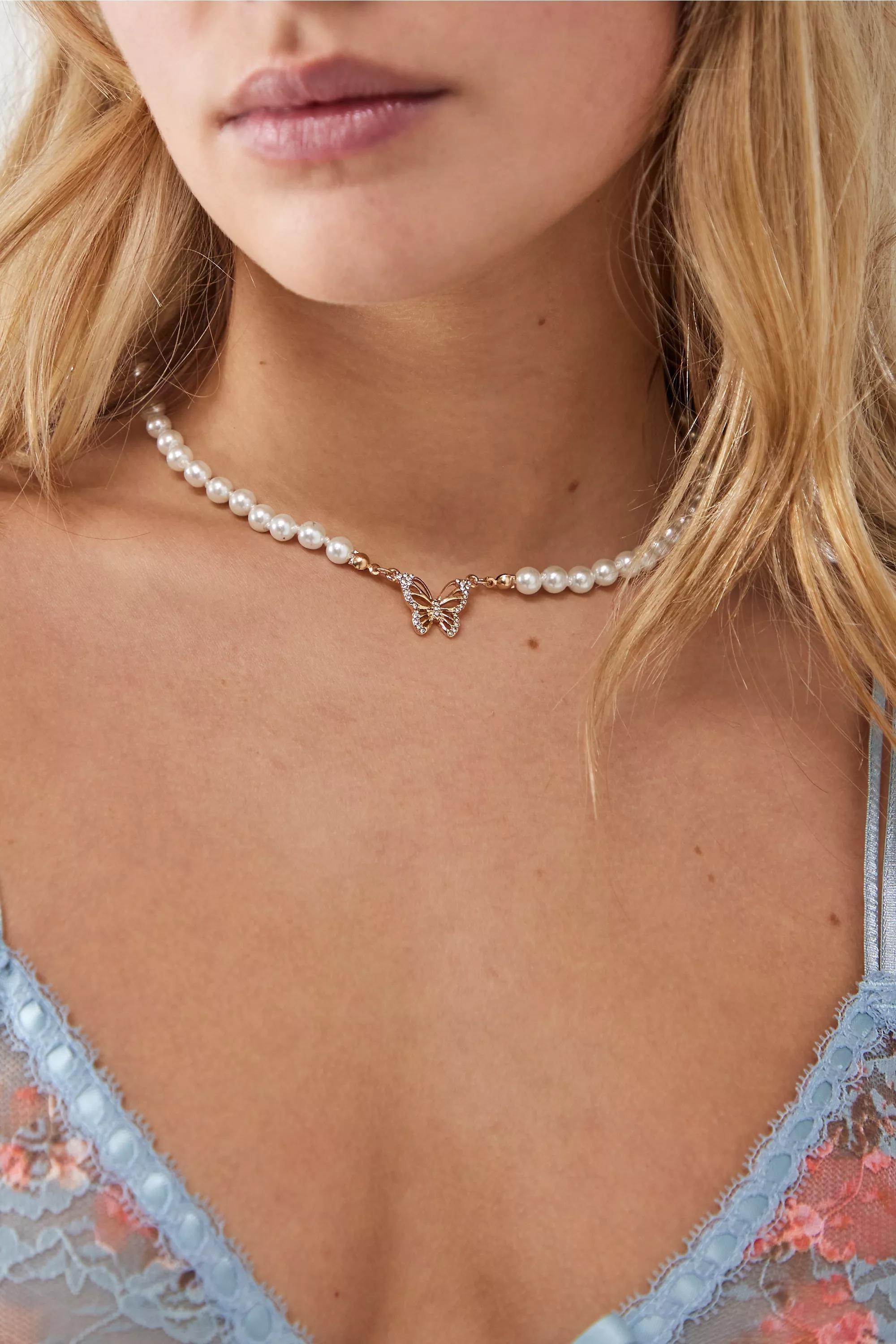 Cream Butterfly Pearl Choker Necklace, , large image number 1