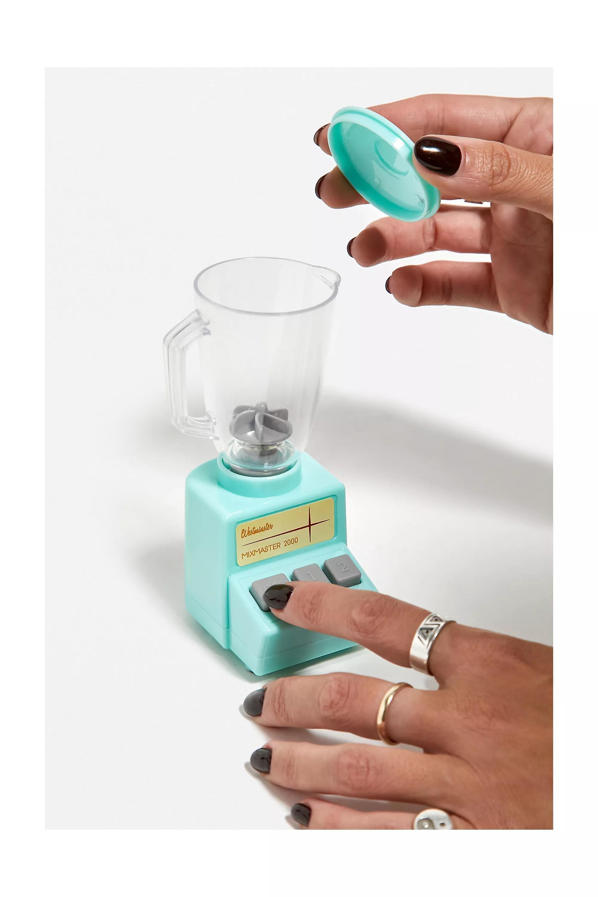 LatestBuy World's Smallest Mini Blender