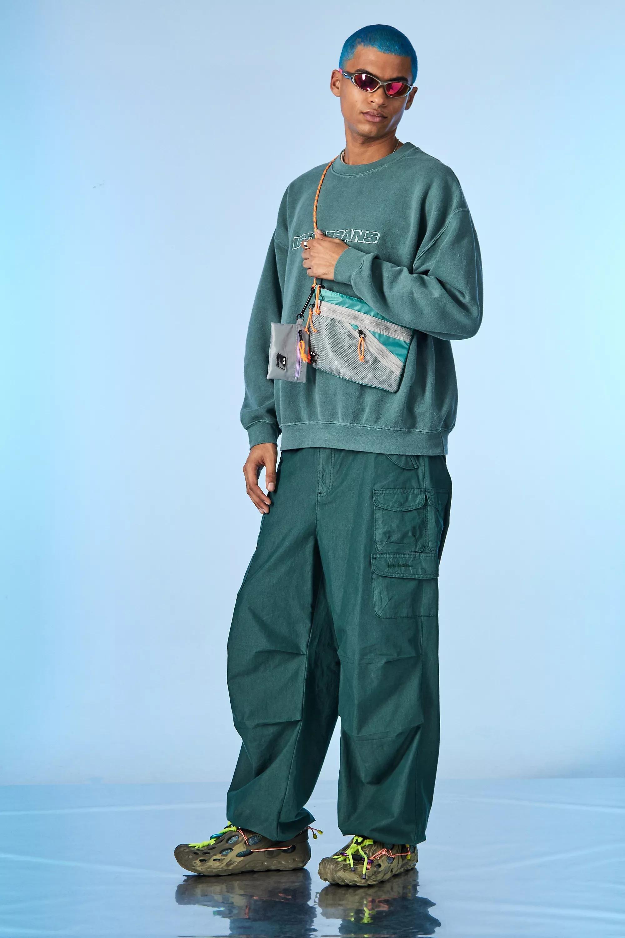 Urban Outfitters - Green Poplin Tech Cargo Pants