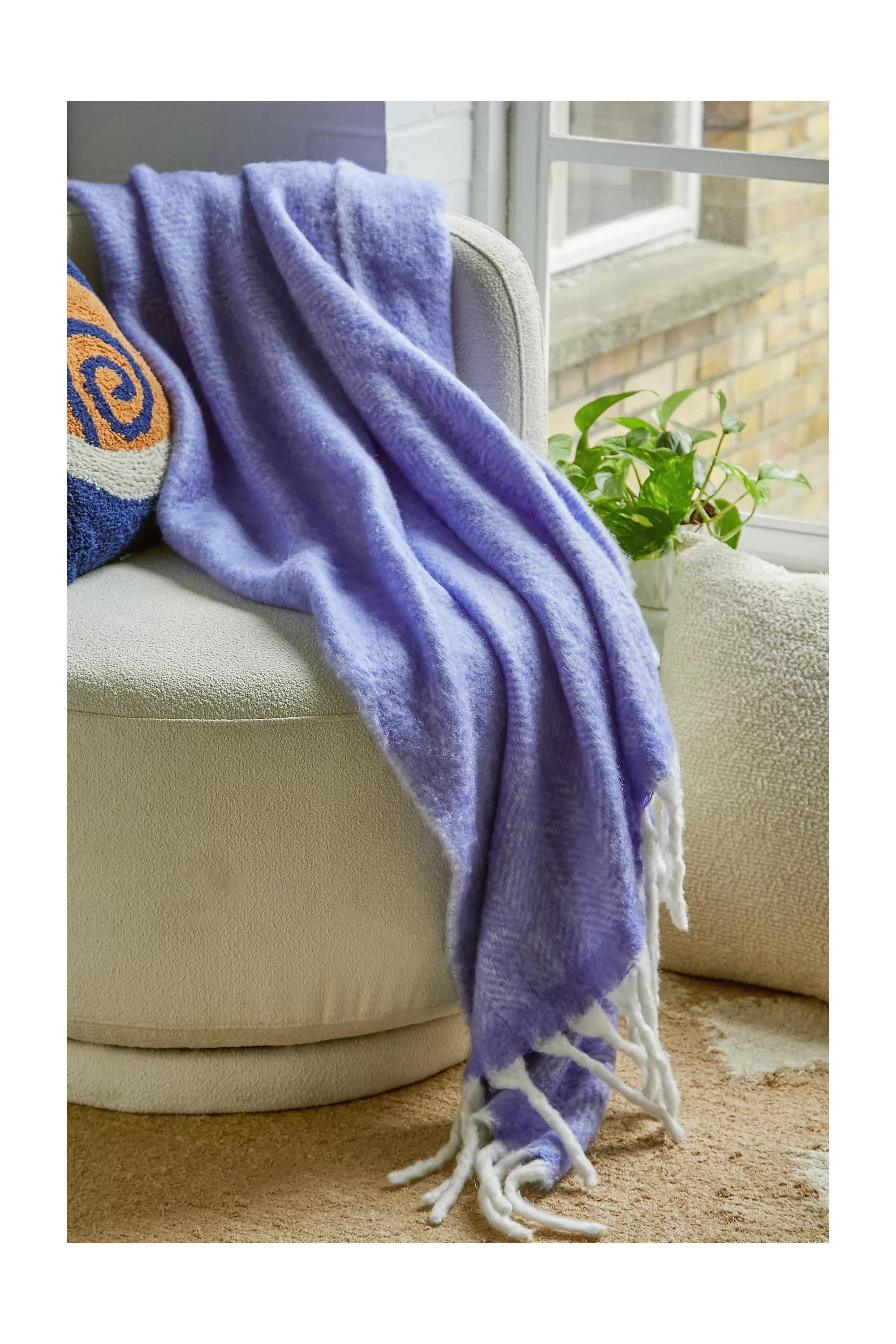 Purple Periwinkle Cosy Throw Blanket, , large image number 1
