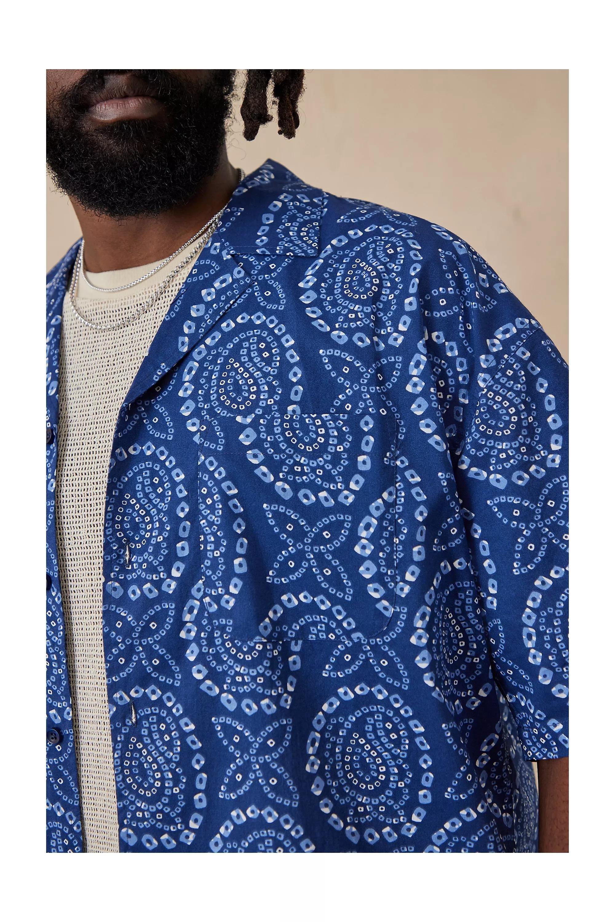 Batik hoodie outlet urban outfitters