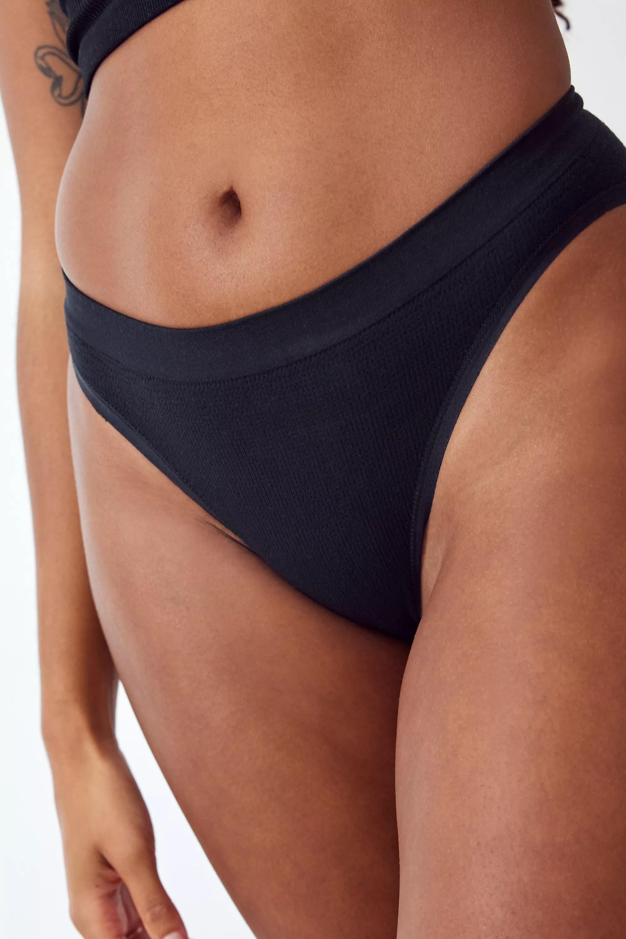 Black Out From Under Markie Ribbed Knickers, BLK, large image number 1