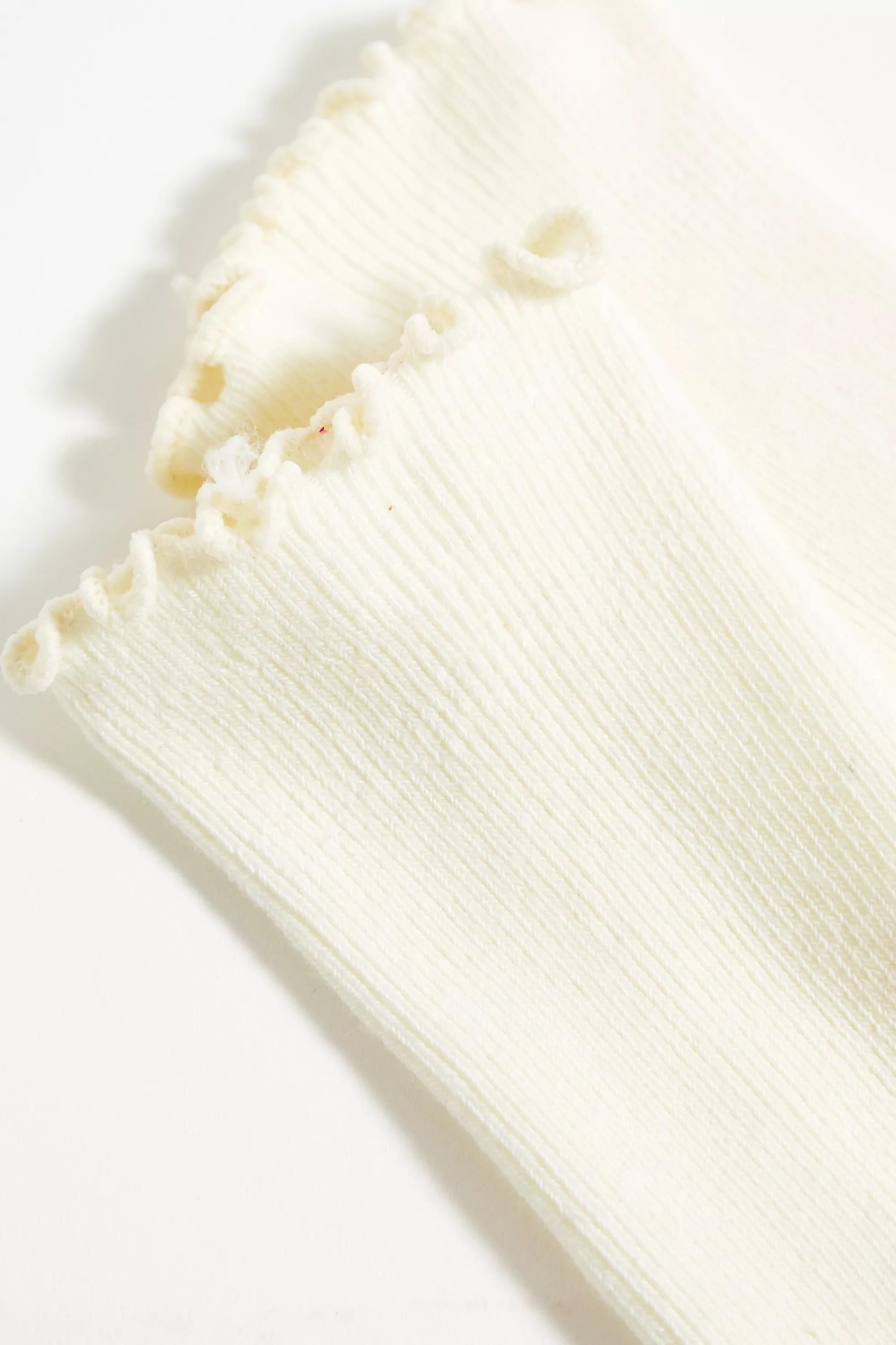 Ivory Lettuce-Edge Plain Socks, , large image number 2
