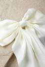 Urban Outfitters - Cream Oversized Bow Hair Clip