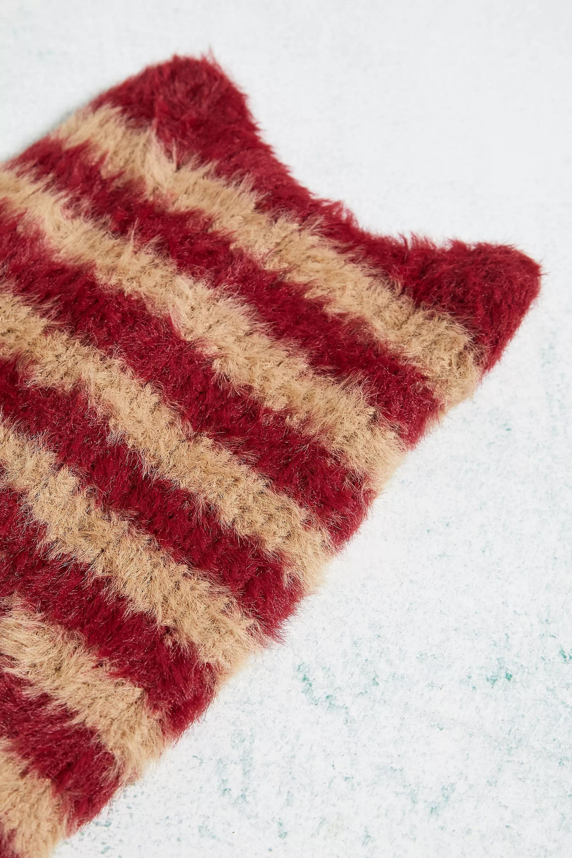 Red Uo Micro Ears Knit Beanie, , large image number 3