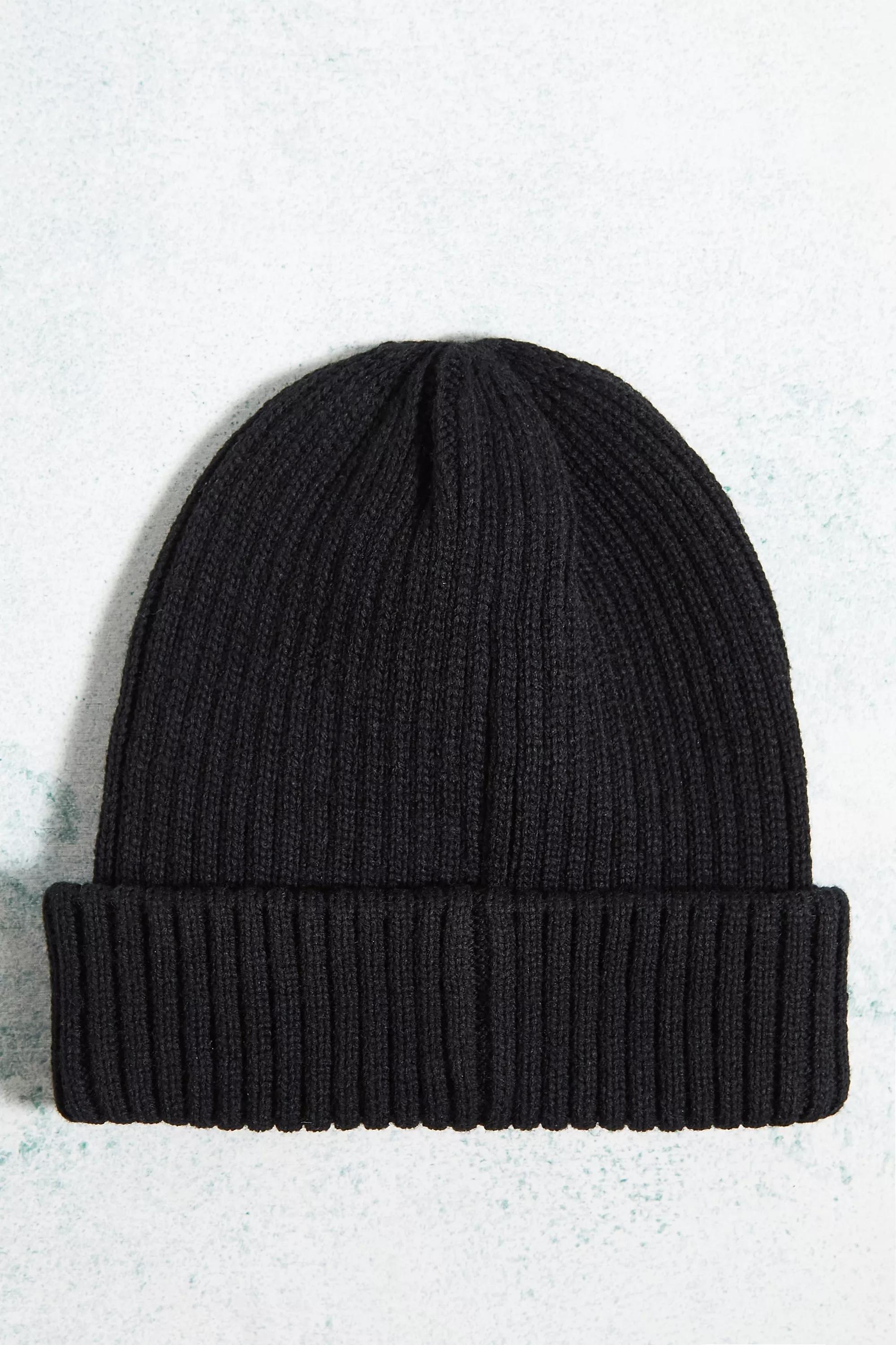 Urban Outfitters - Black Nomad Beanie