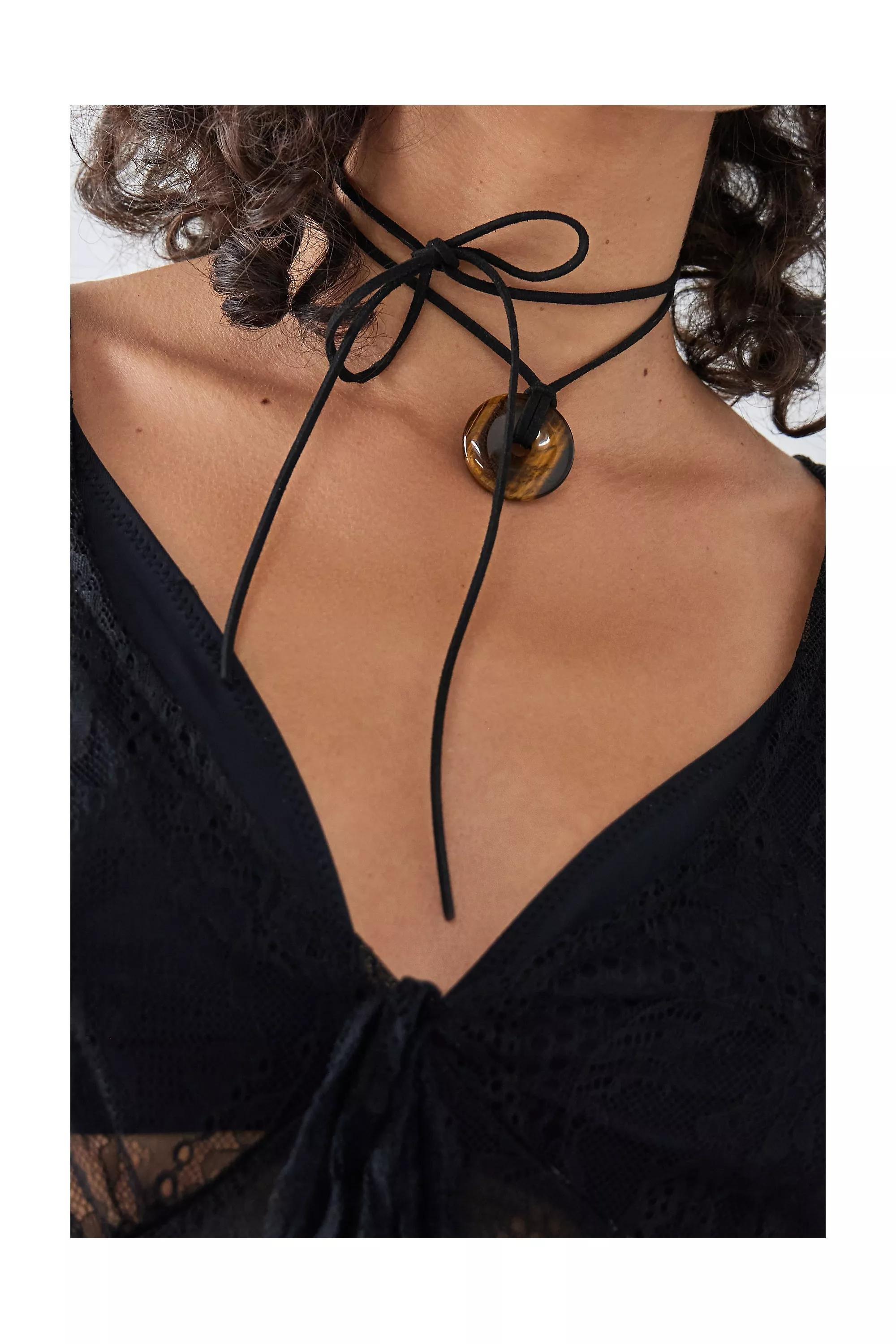 Urban Outfitters - BRN Silence + Noise Stone Disc Double-Wrap Choker