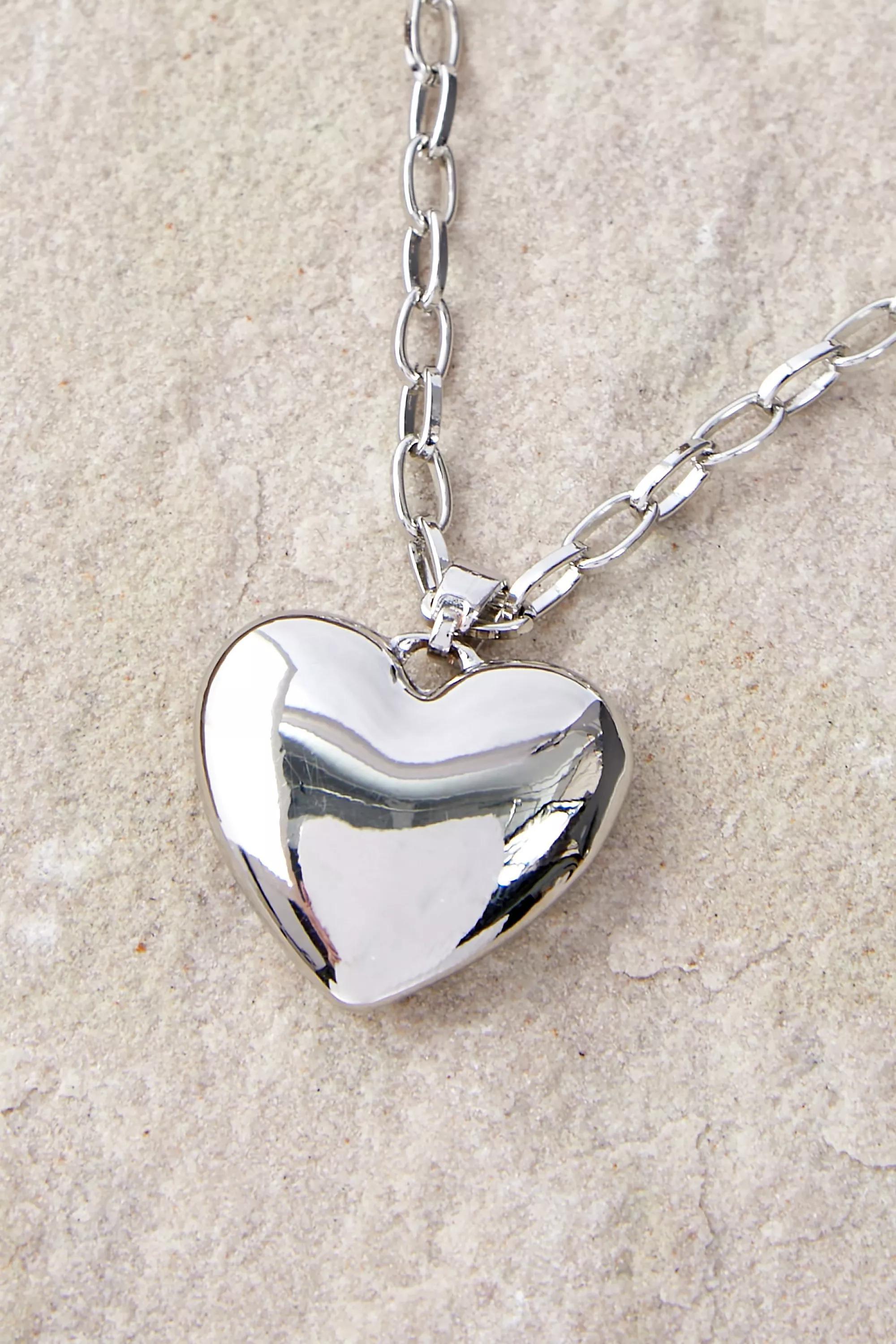 Silver Chunky Heart Pendant Necklace, , large image number 0