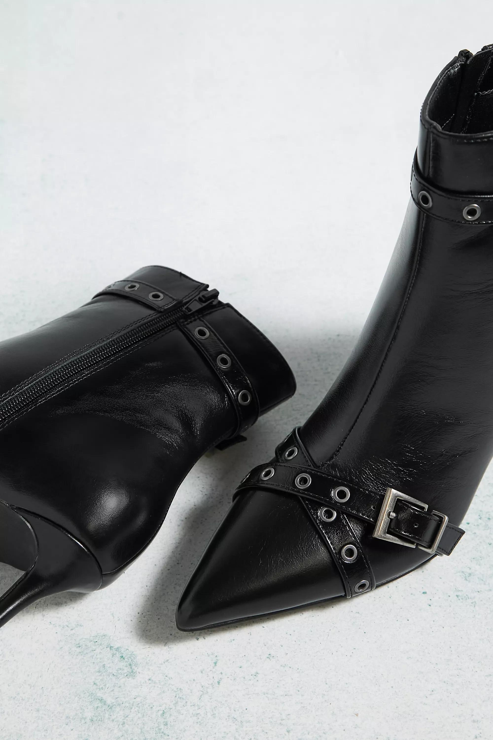 Urban Outfitters - Black Kali Studded Leather Ankle Boots