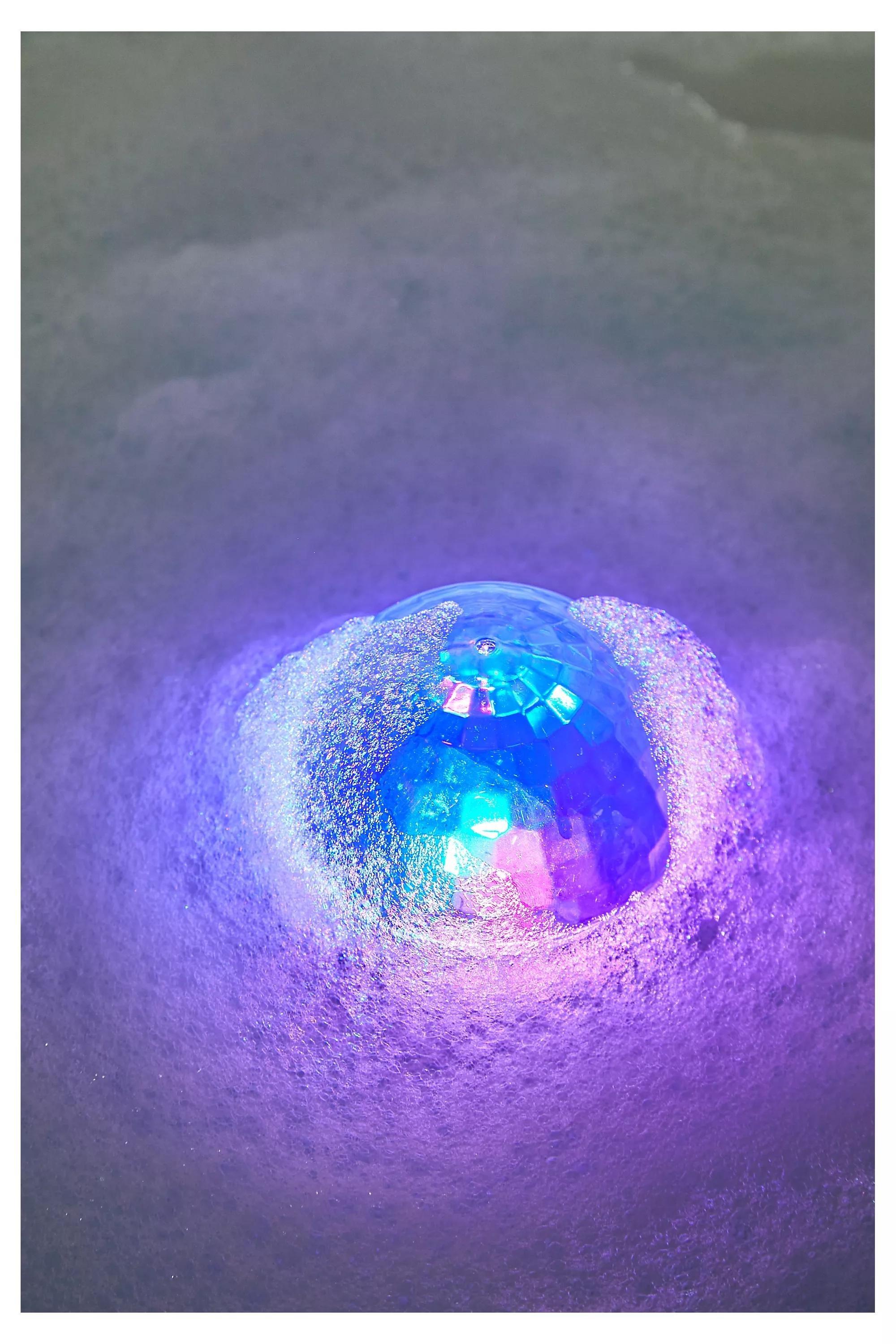 Multicolour Disco Fever Bath Light, ASSORT, large image number 0