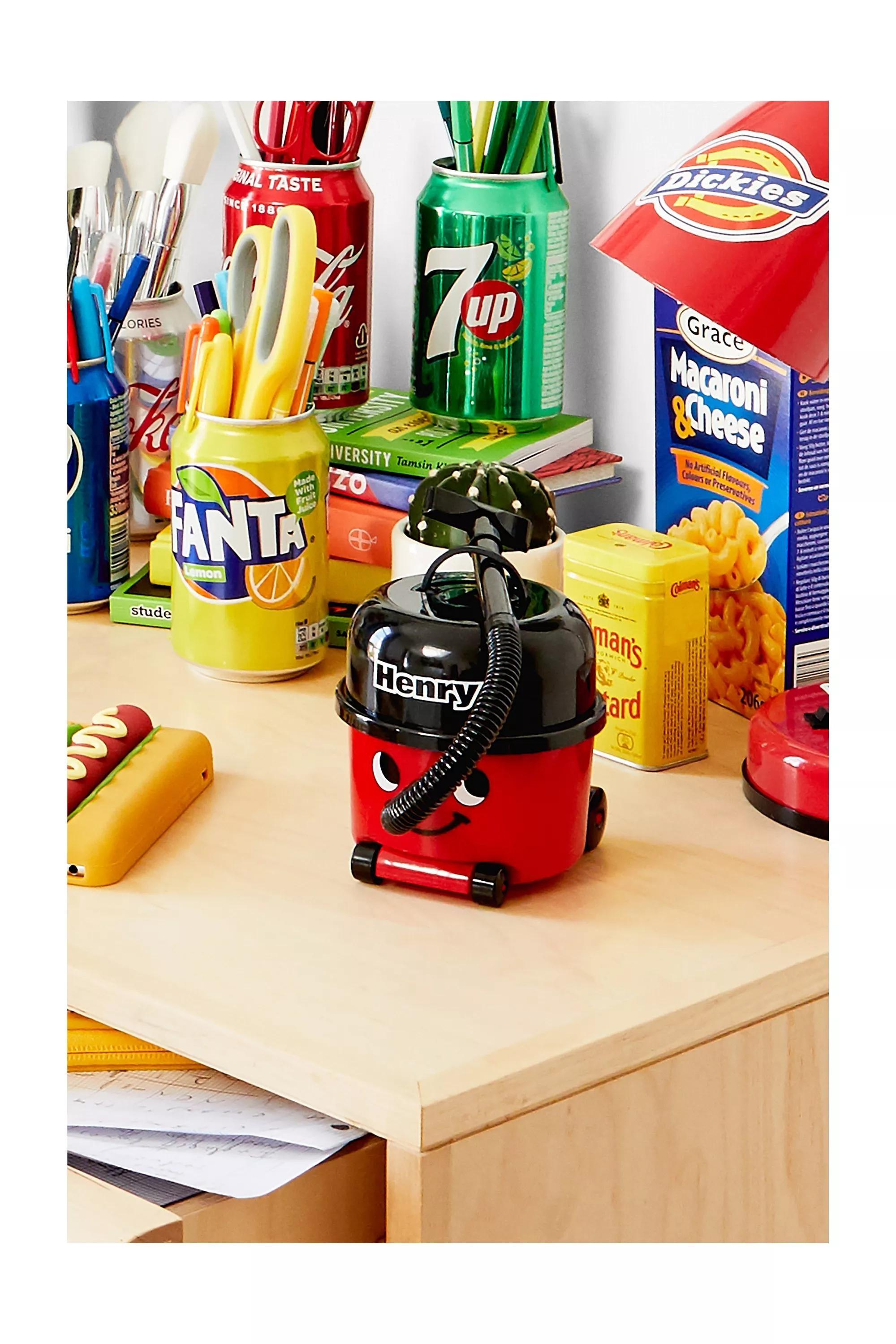 Red Henry Mini Vacuum Cleaner, RED, large image number 0
