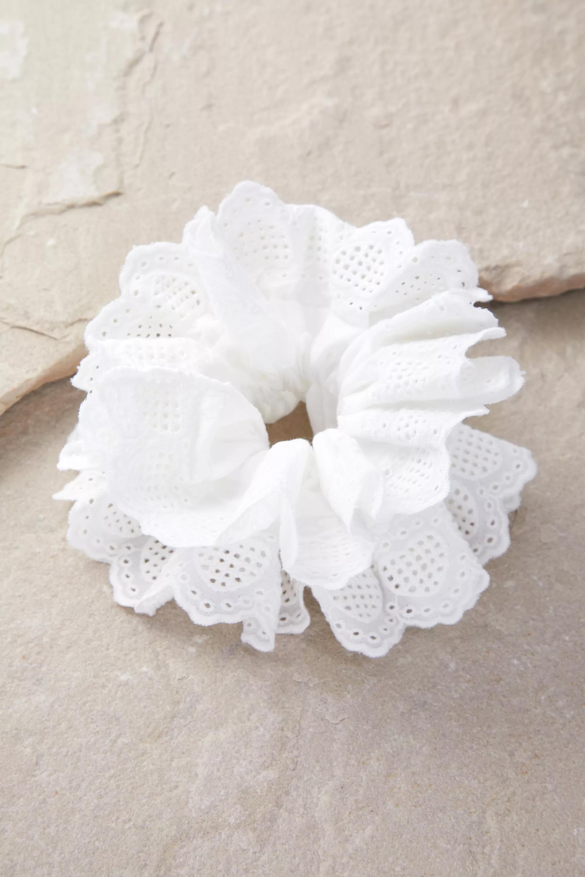 White Cotton Lace Scrunchie, WHT, large image number 1