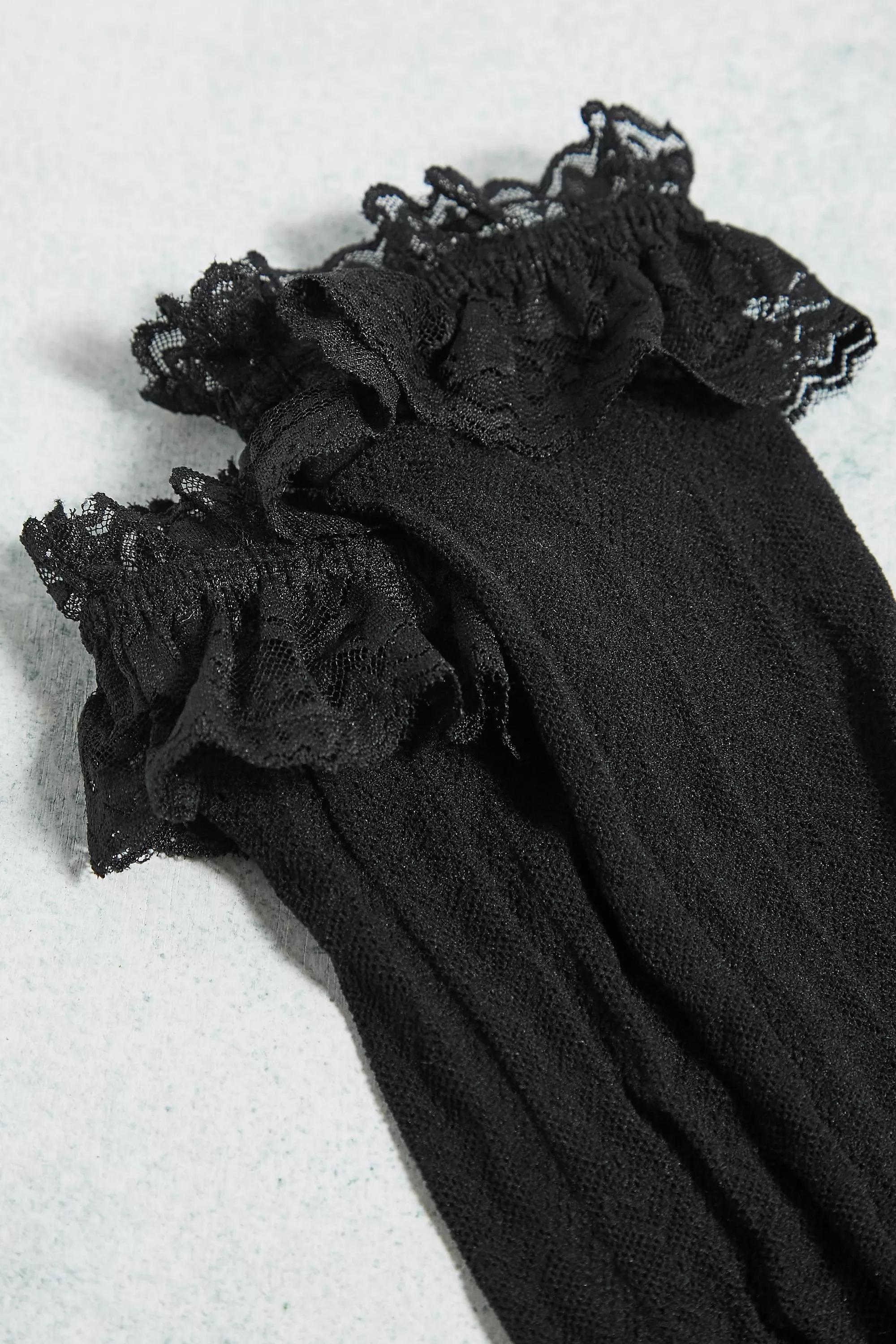 Black Out From Under Heart Lace Ruffle Socks, , large image number 3