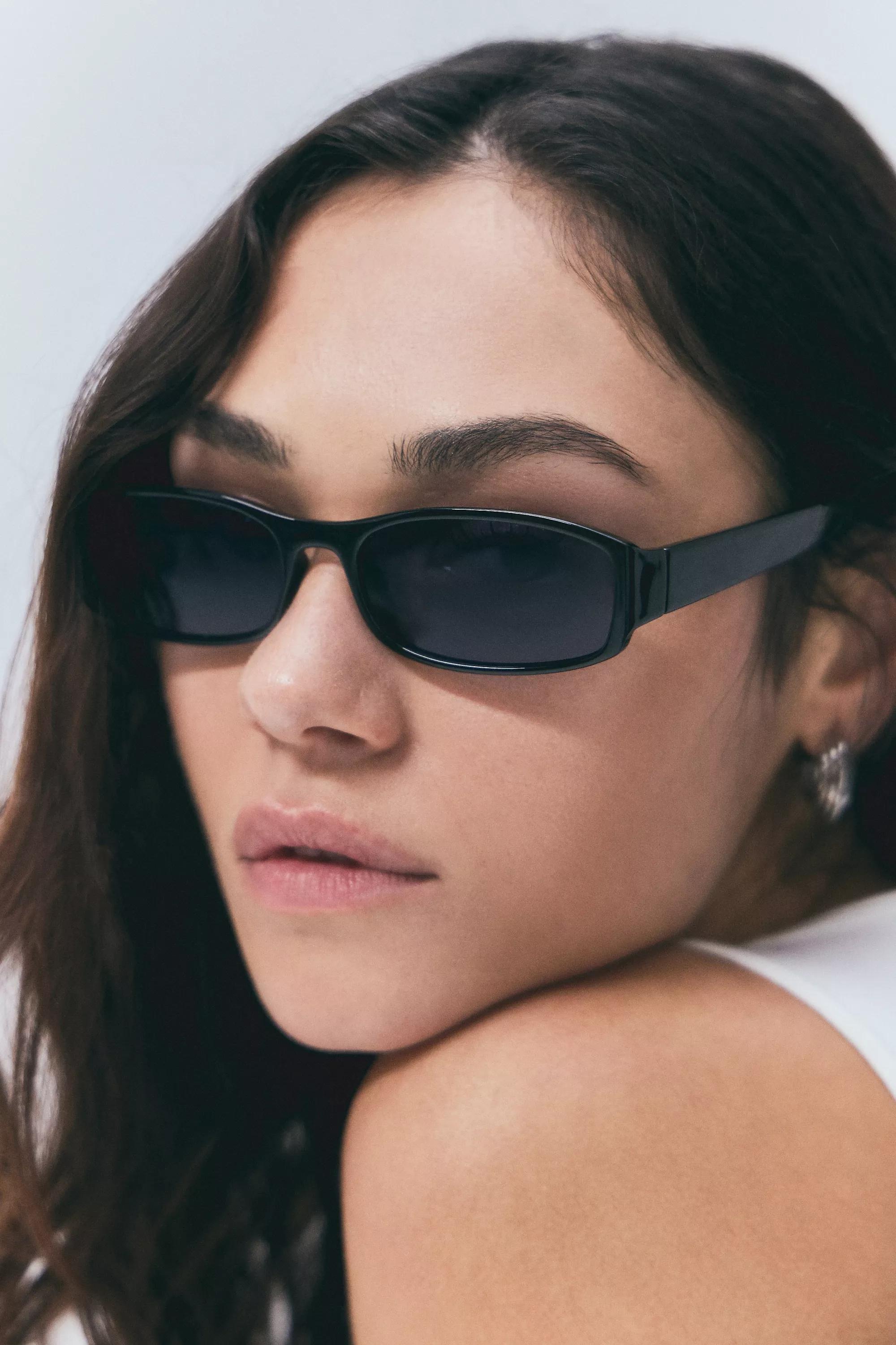 Urban Outfitters - Black Uo Josephine Skinny Oval Sunglasses